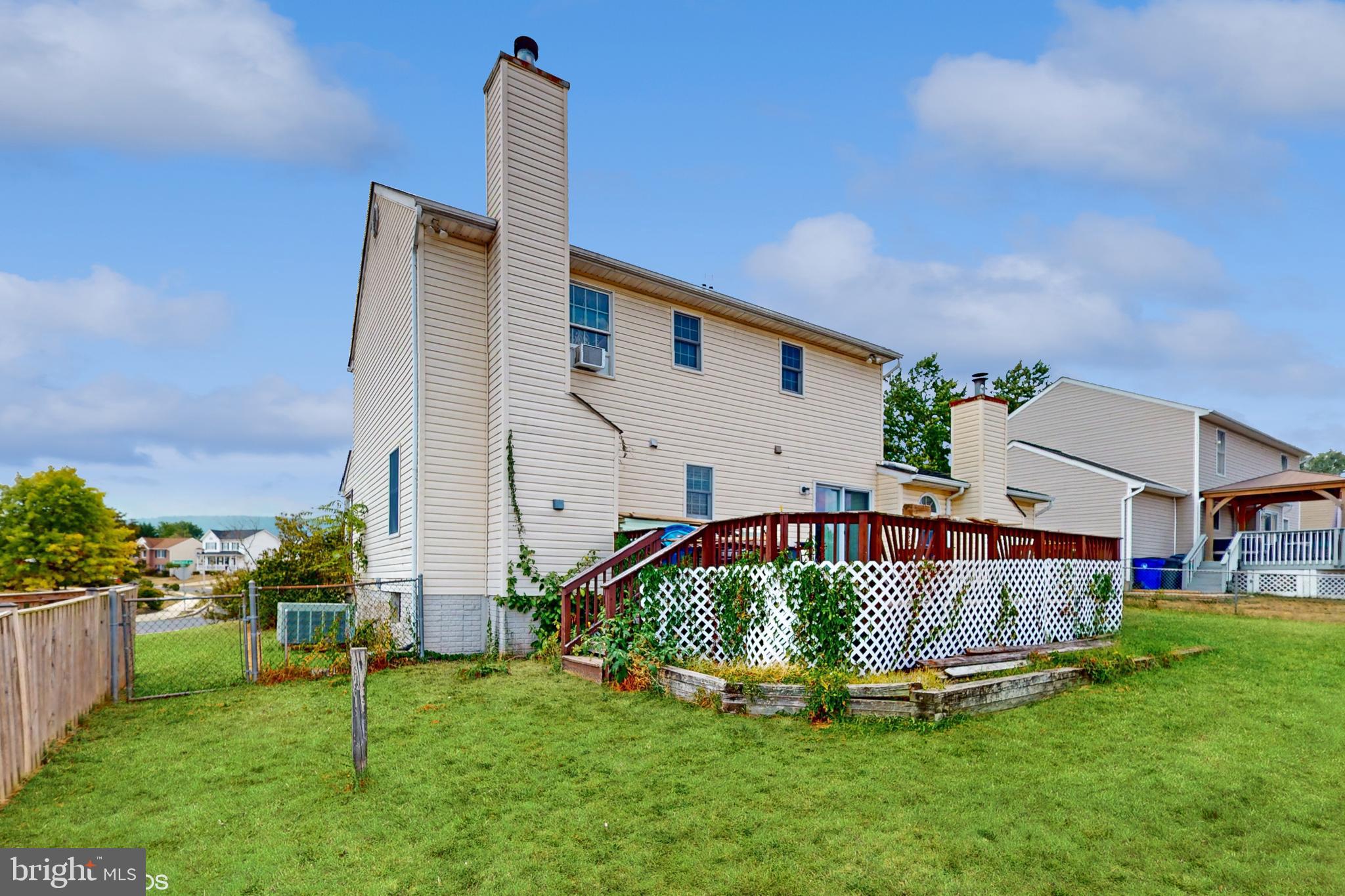 WOODLAND PARK - Residential