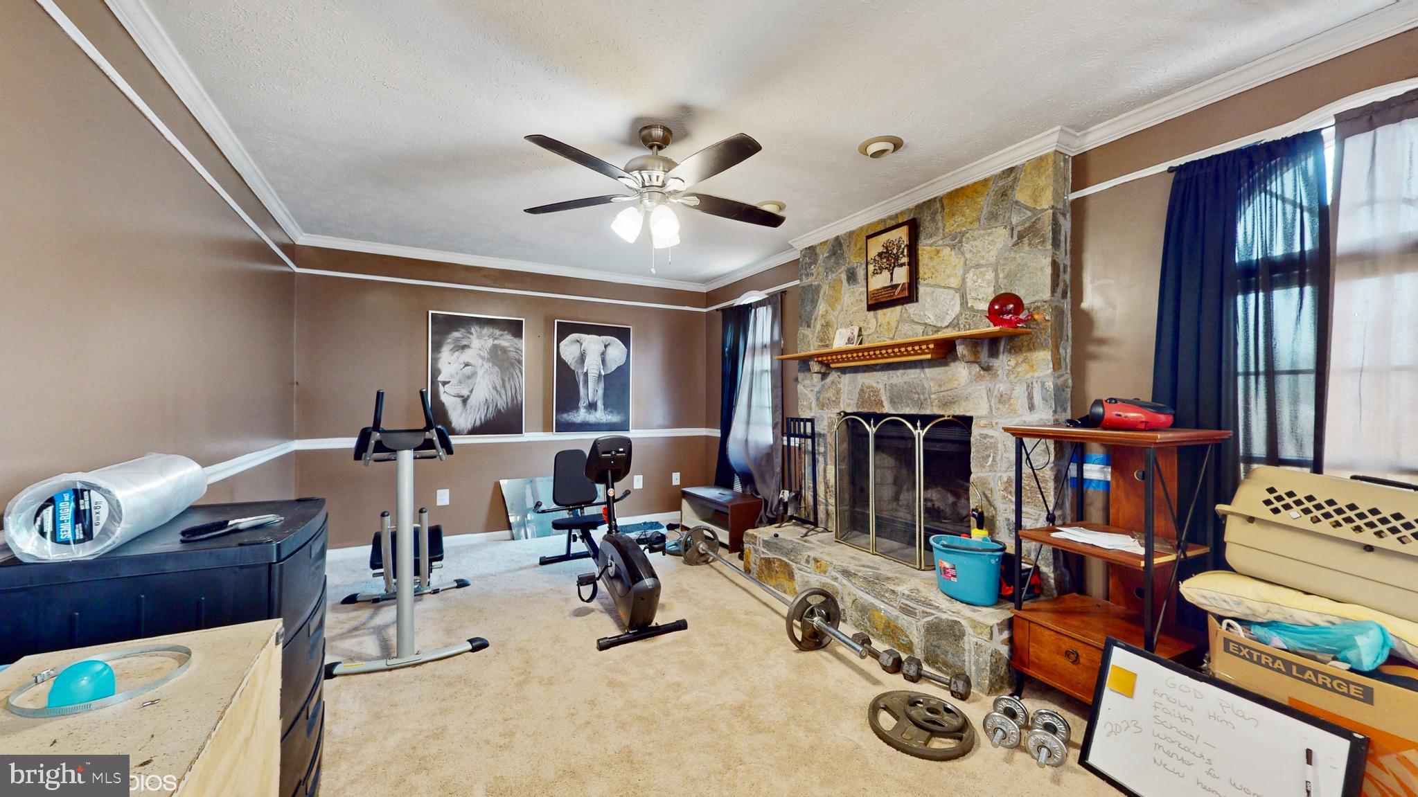 WOODLAND PARK - Residential