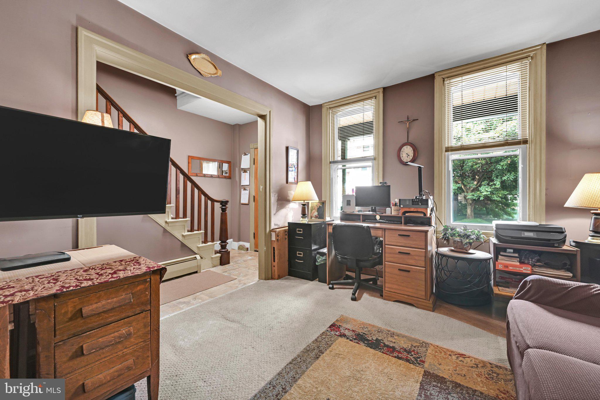 251 S 8TH STREET