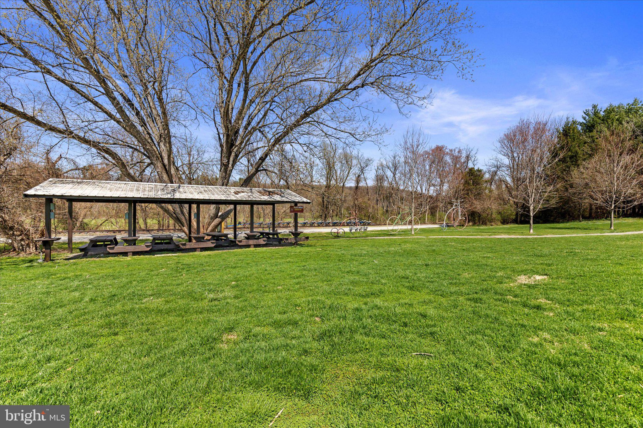 SPRING GROVE - Residential