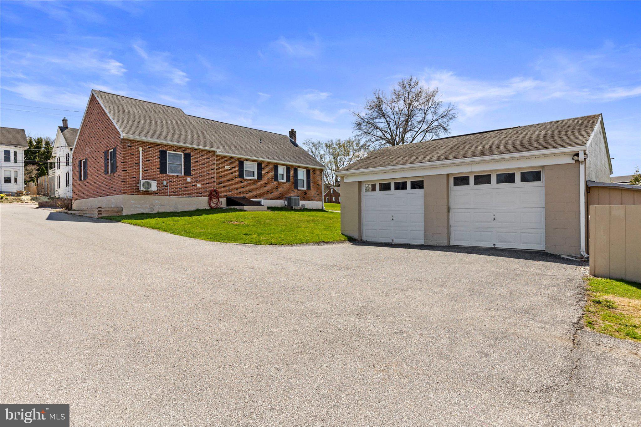 SPRING GROVE - Residential