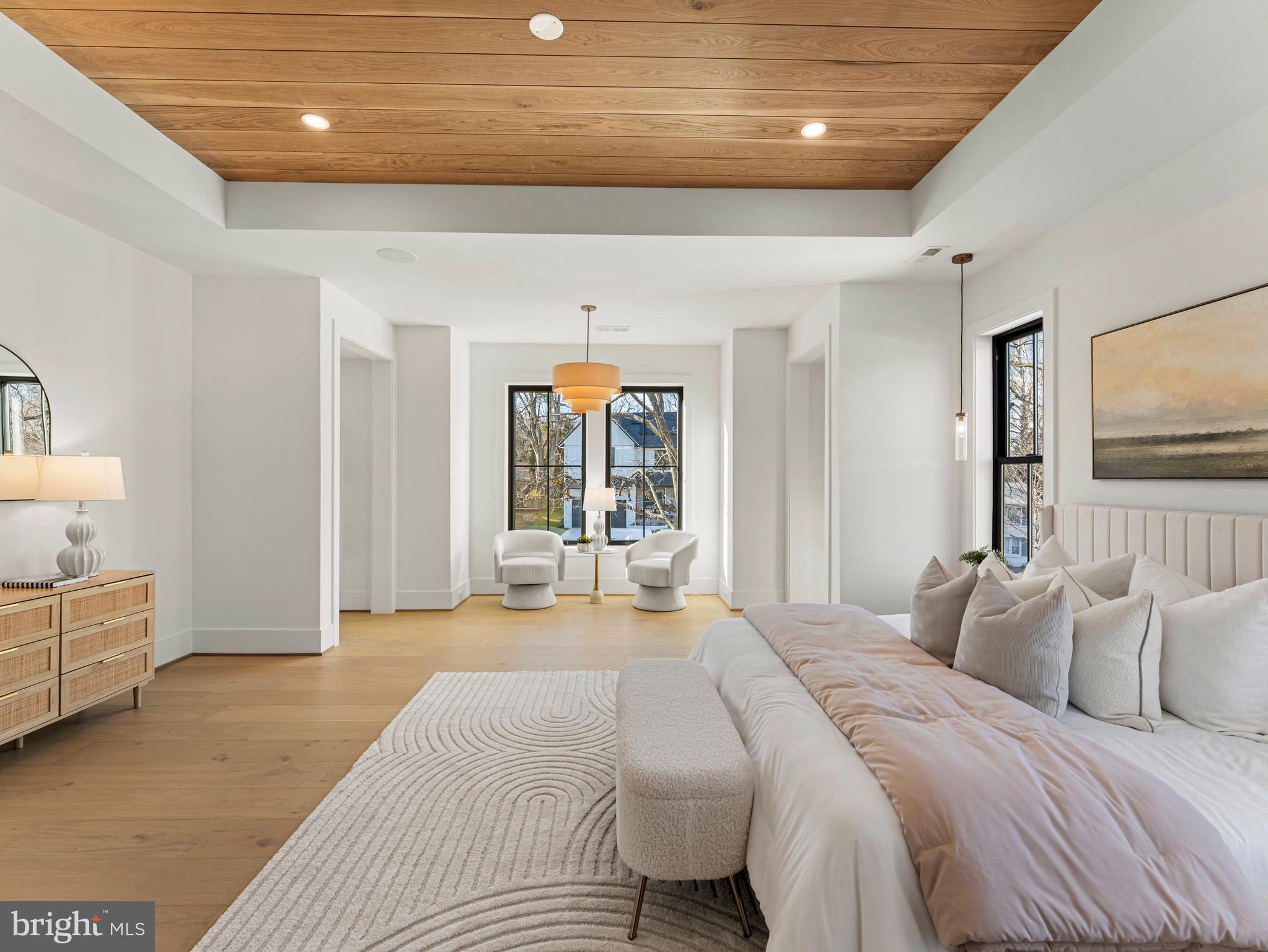 VIENNA WOODS - Residential