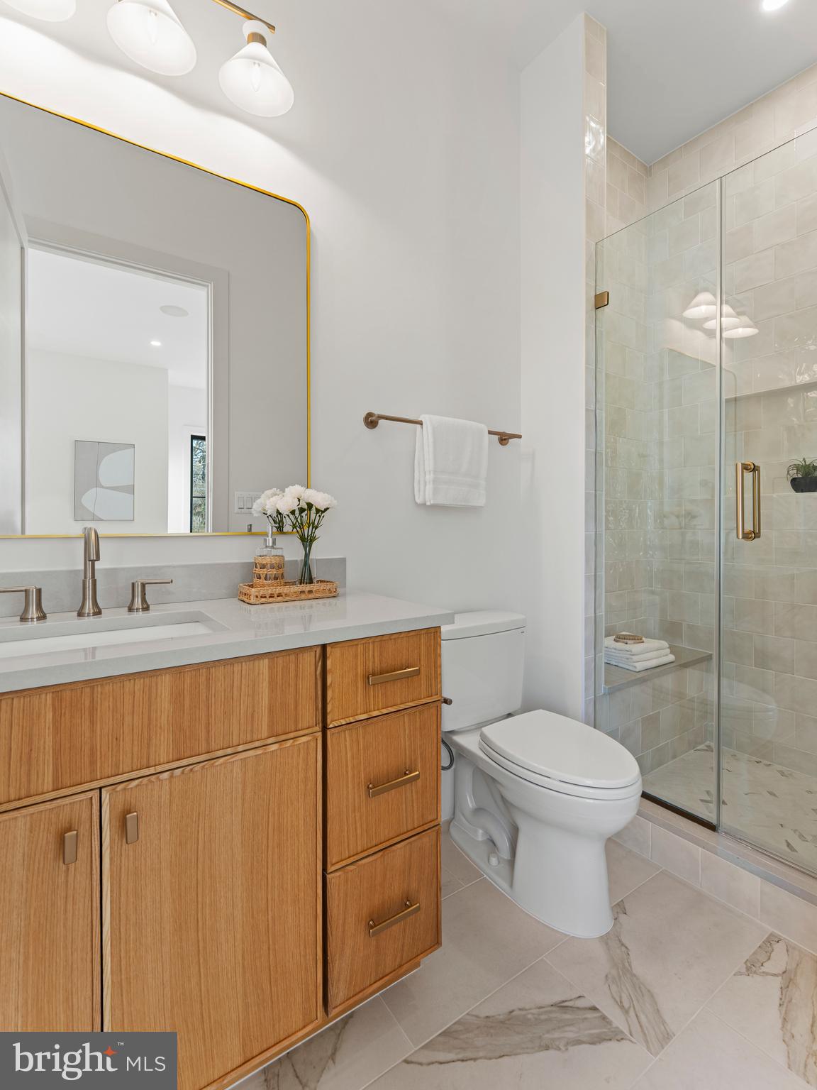 VIENNA WOODS - Residential