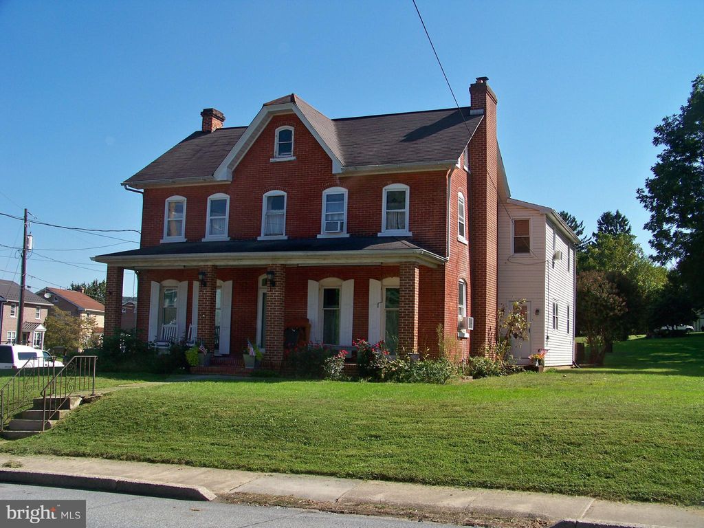 Photo of 101 S CHURCH ST, QUARRYVILLE, PA 17566 (MLS # PALA2025062)