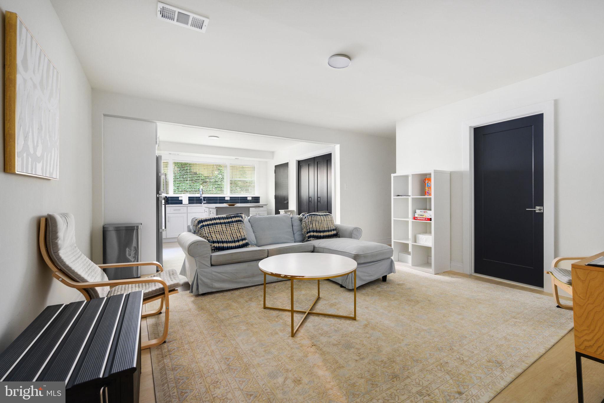 TAYLOR RUN - Residential Lease