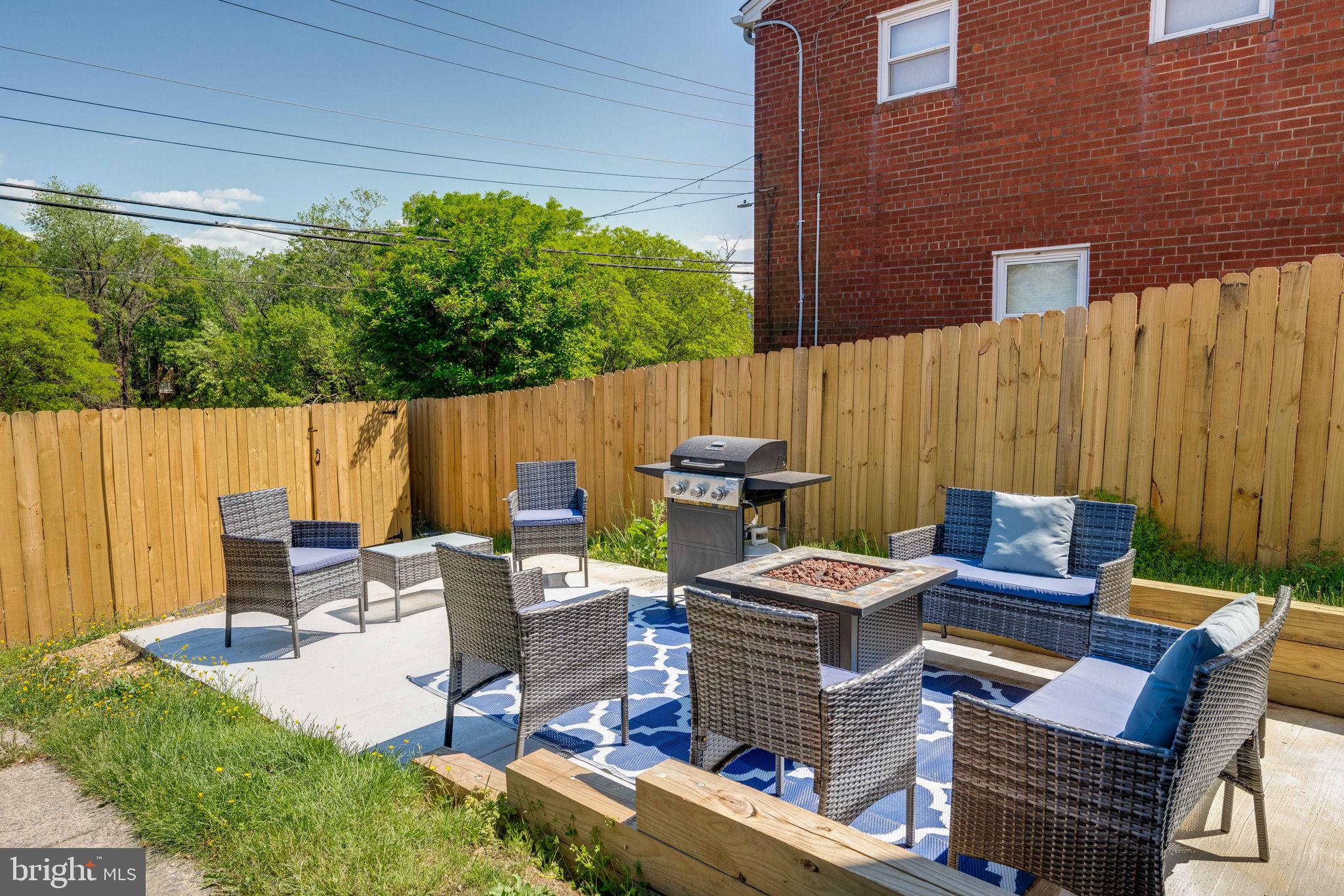 TAYLOR RUN - Residential Lease