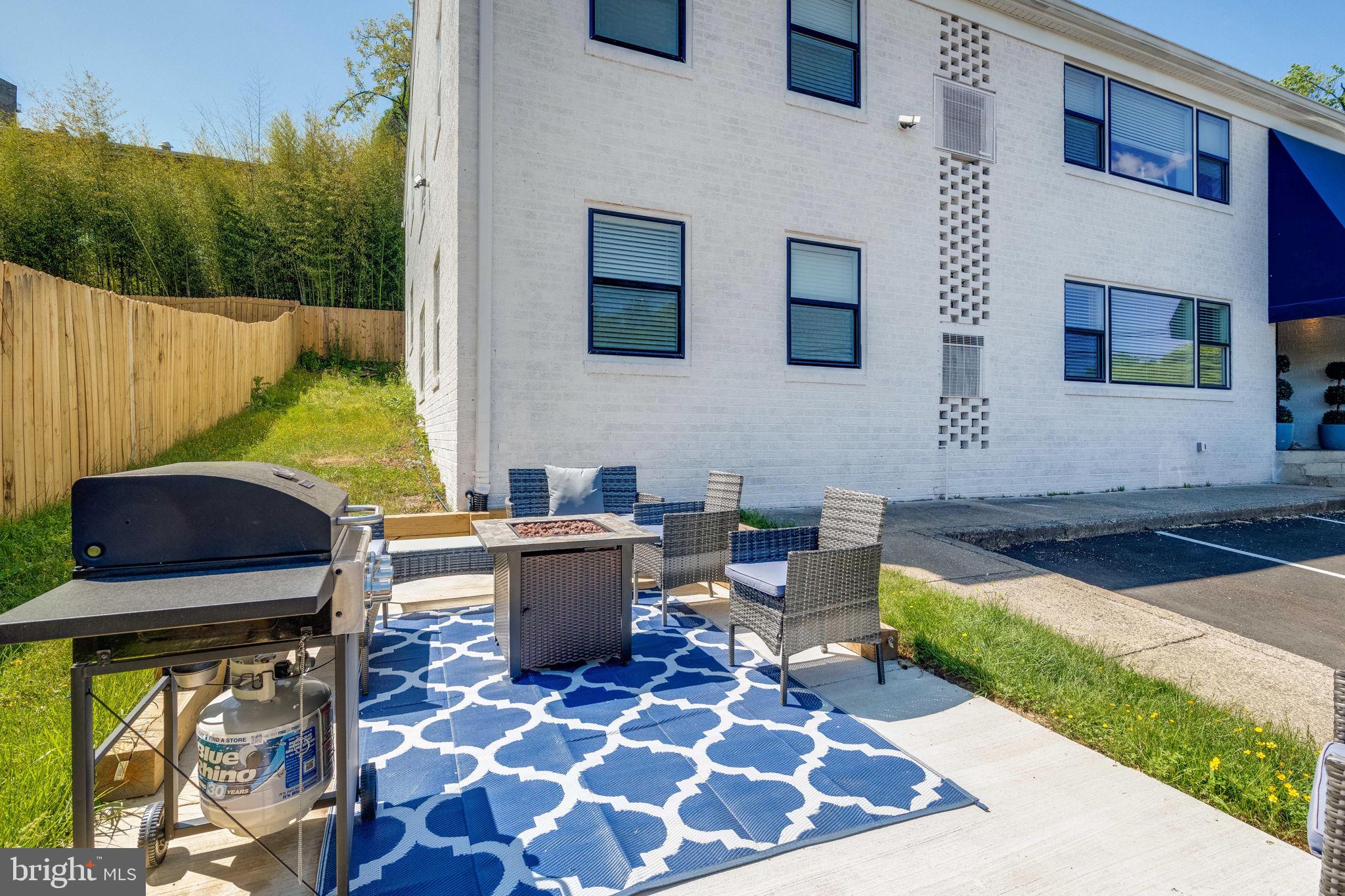 TAYLOR RUN - Residential Lease