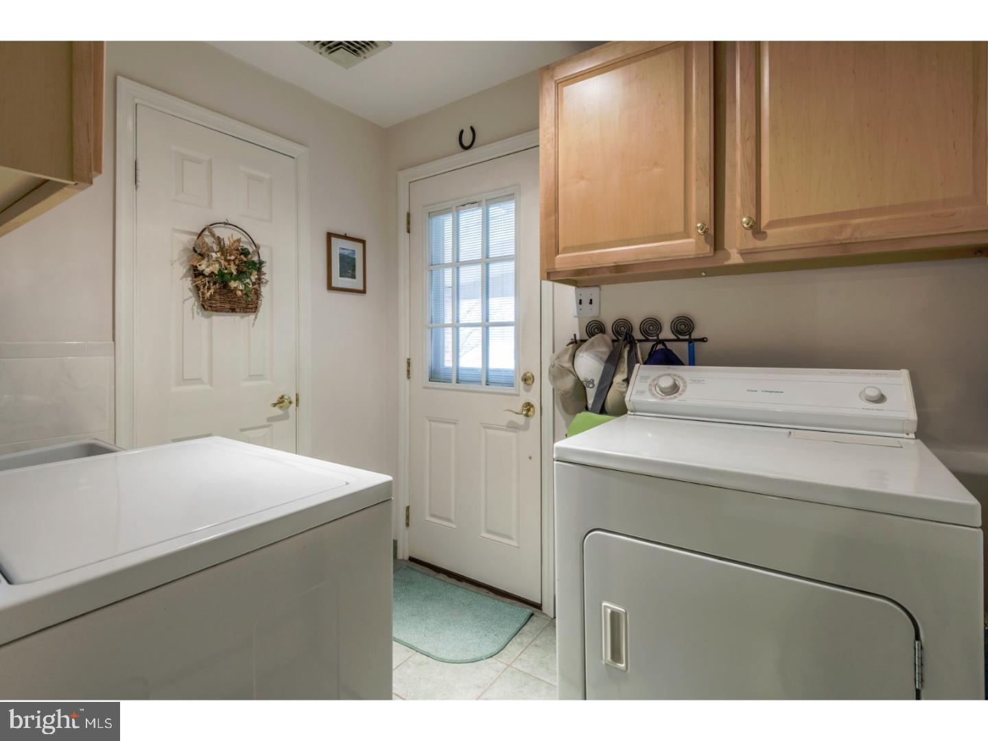 CRESTWYCK - Residential