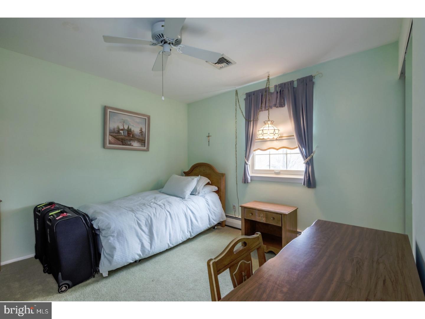 CRESTWYCK - Residential