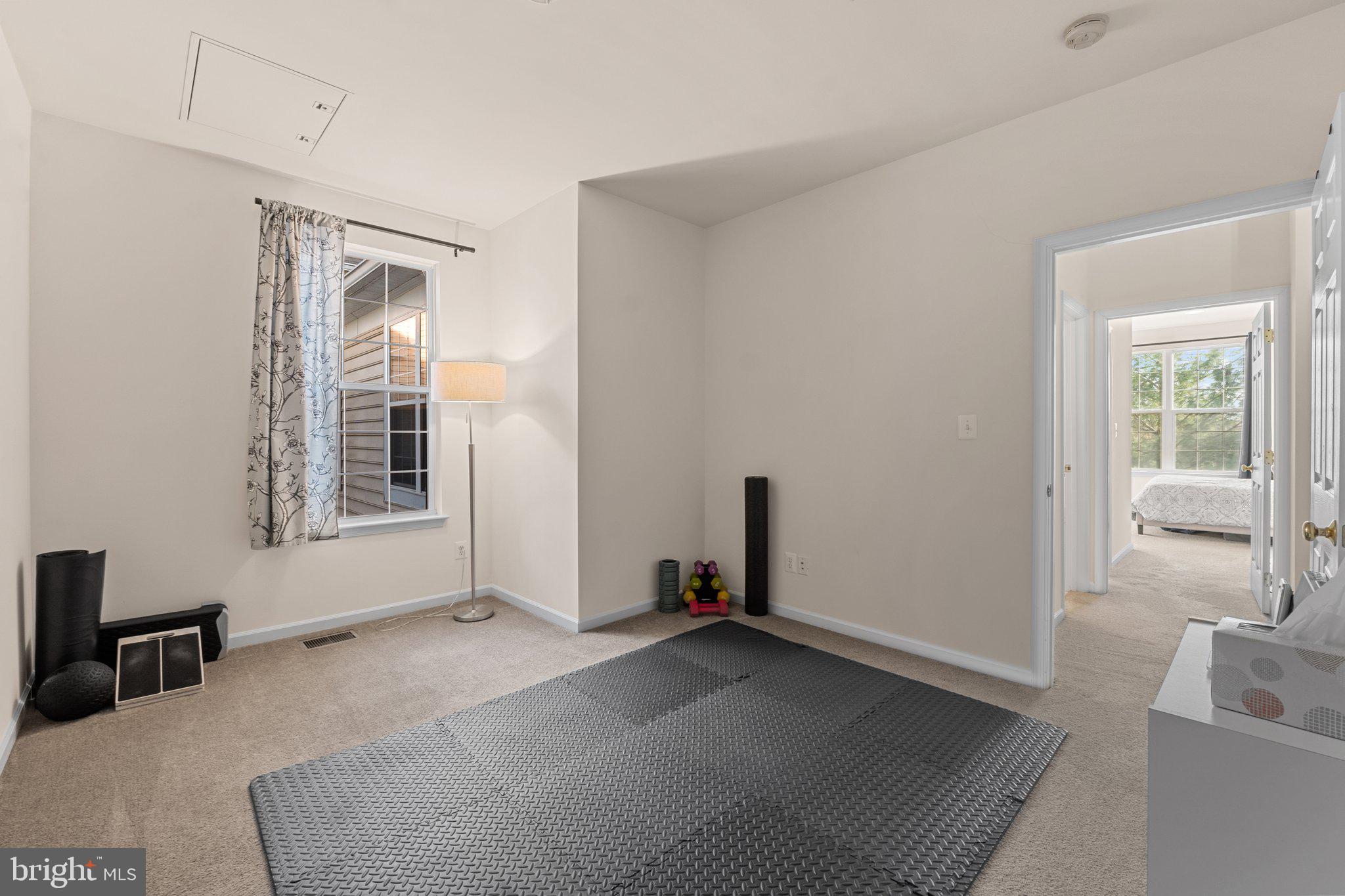 RIDGES AT BELMONT - Residential Lease