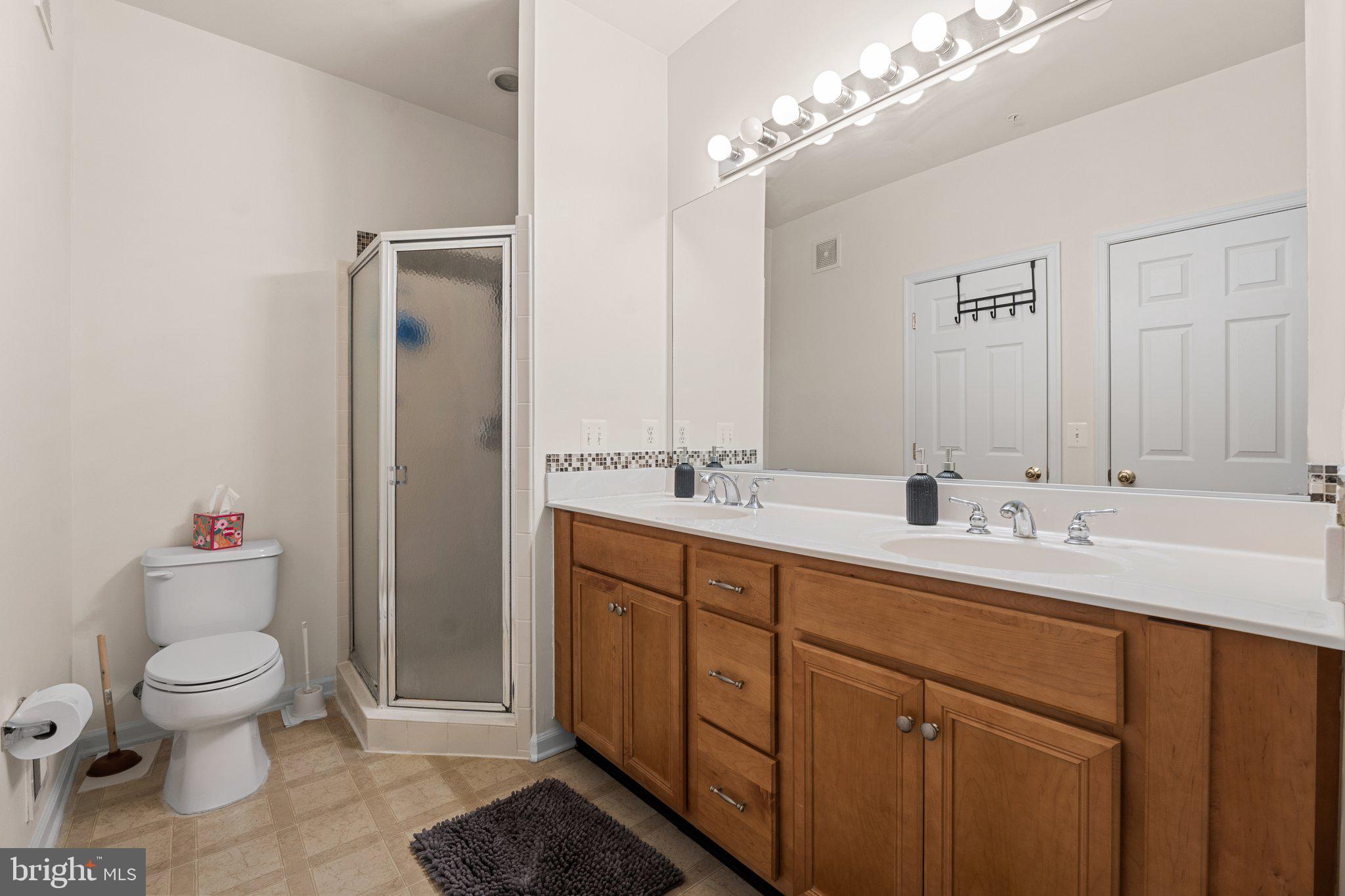 RIDGES AT BELMONT - Residential Lease