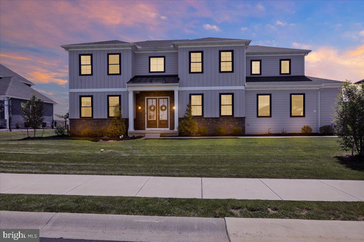 658 FLEETWOOD DRIVE