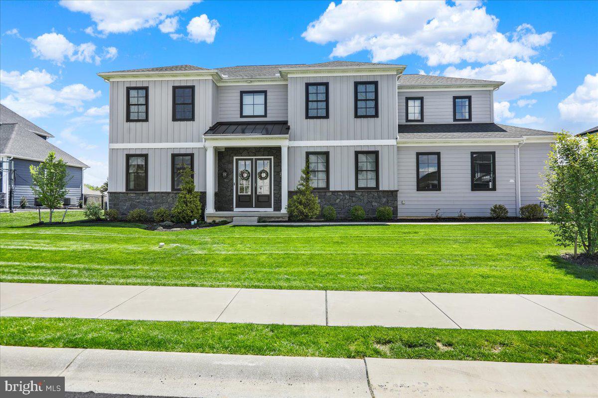 658 FLEETWOOD DRIVE