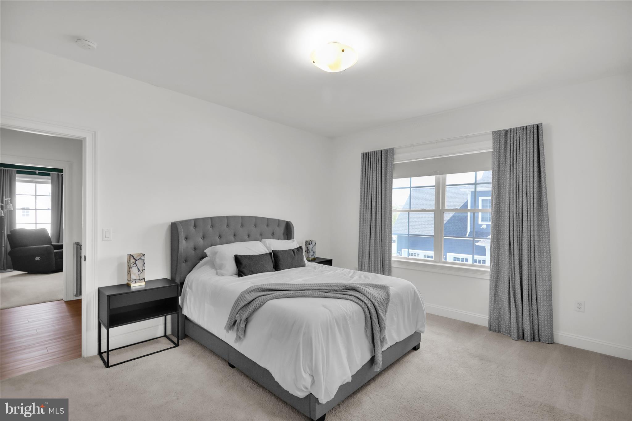ESSEX COURT - Residential