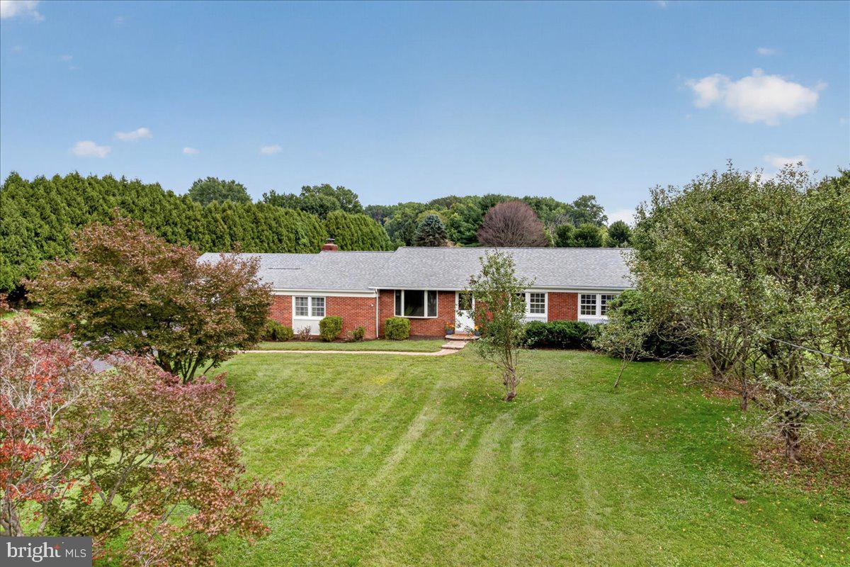 805 ELLIS WOODS ROAD