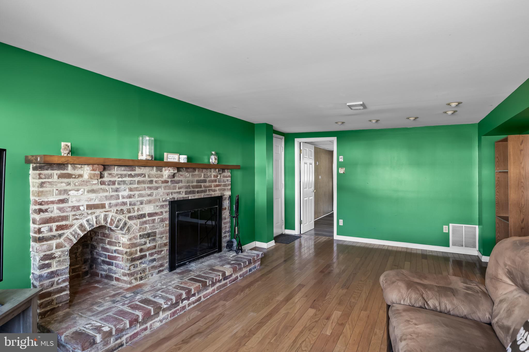 KINGSTON - Residential