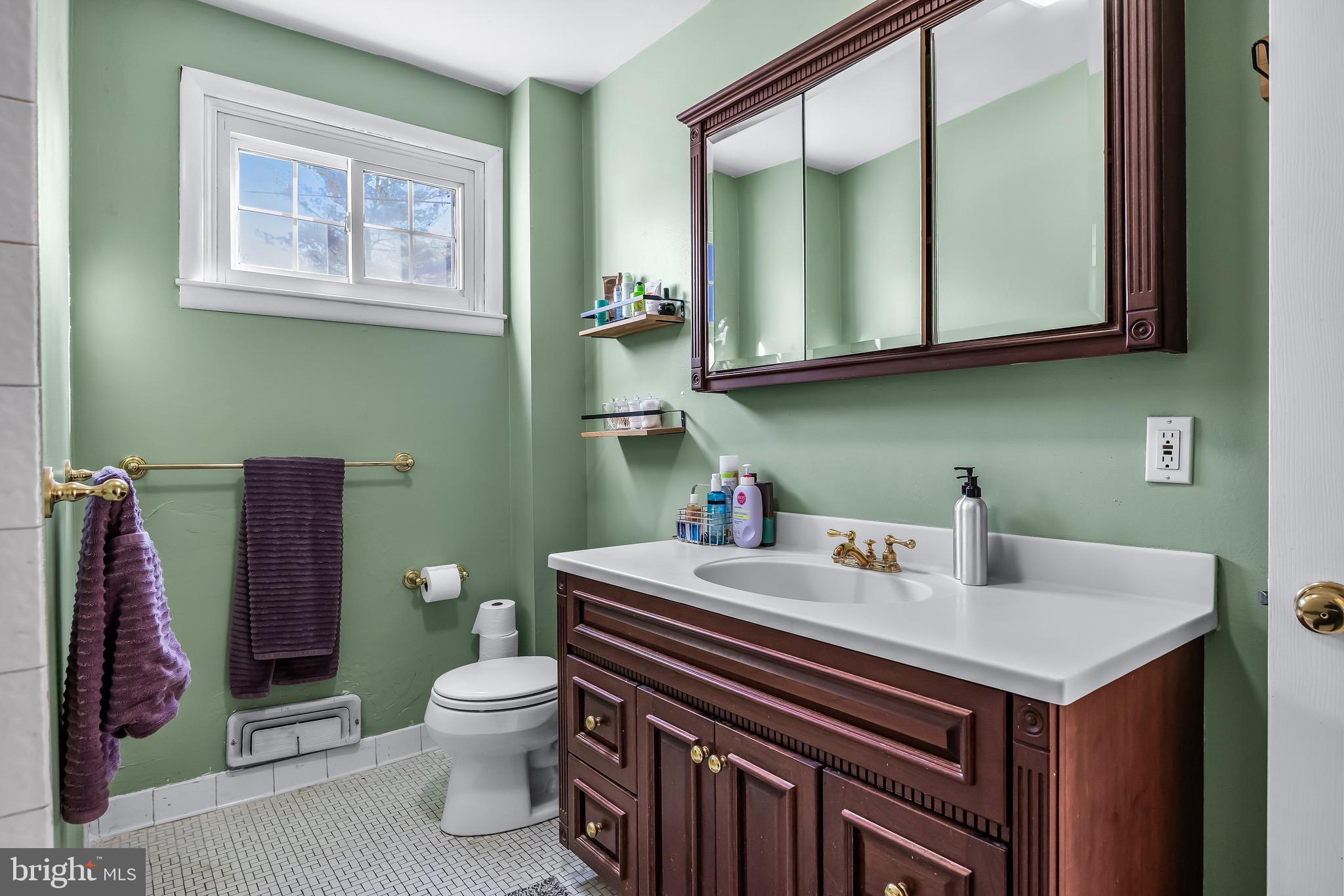 KINGSTON - Residential