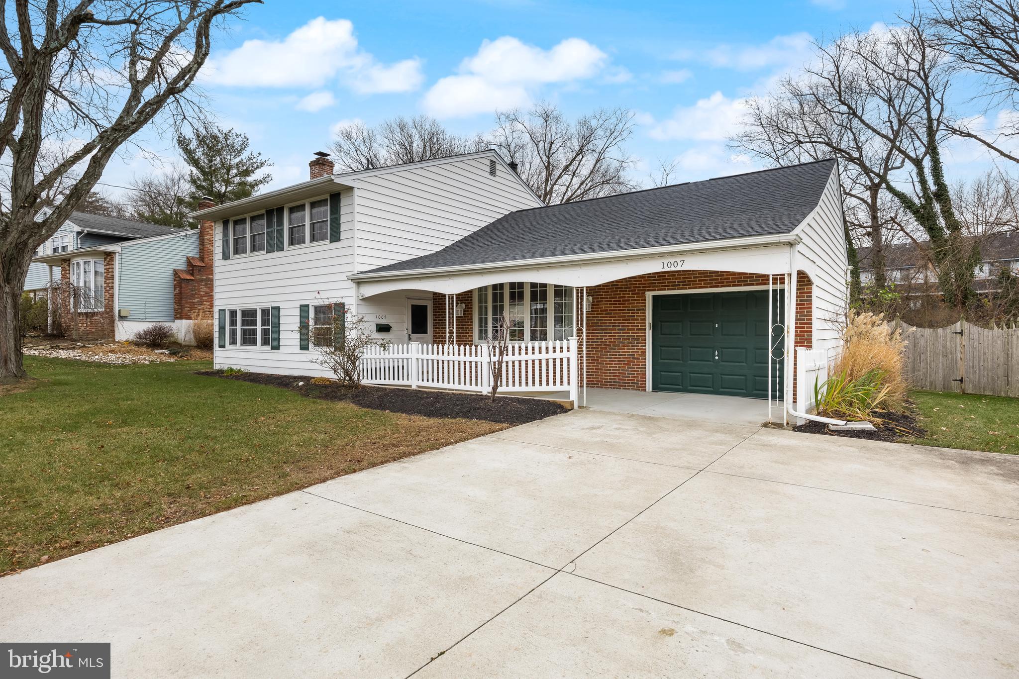 KINGSTON - Residential