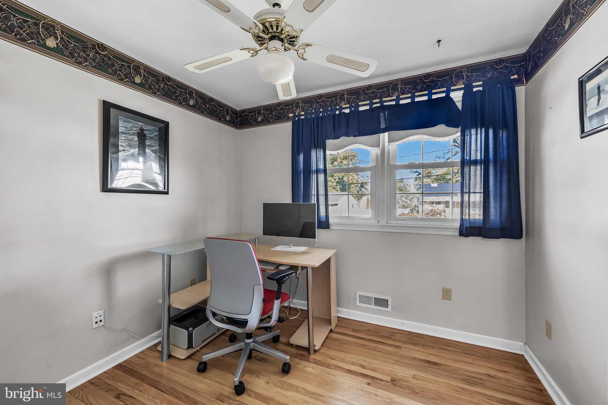 KINGSTON - Residential