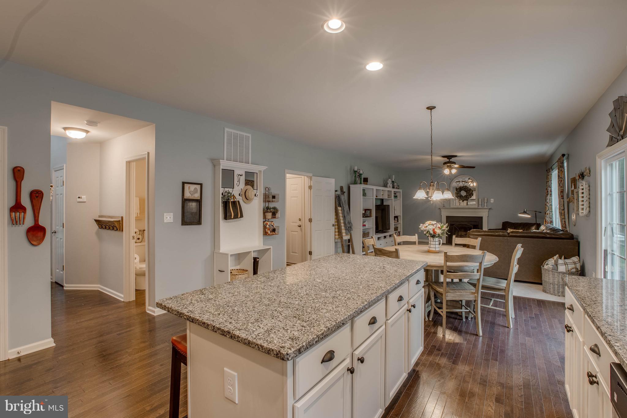 CANDLEWOOD - Residential