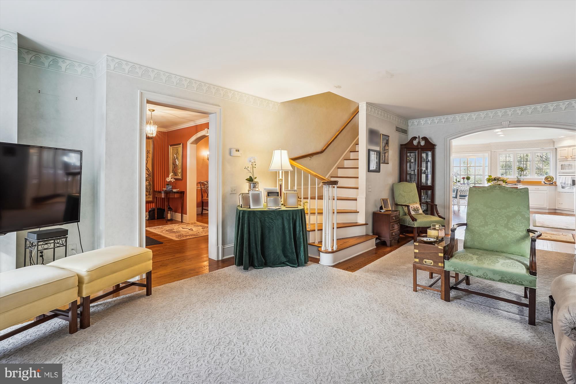 VILLAGE HAMLET - Residential