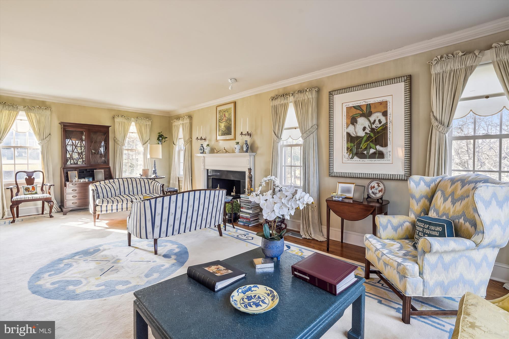 VILLAGE HAMLET - Residential