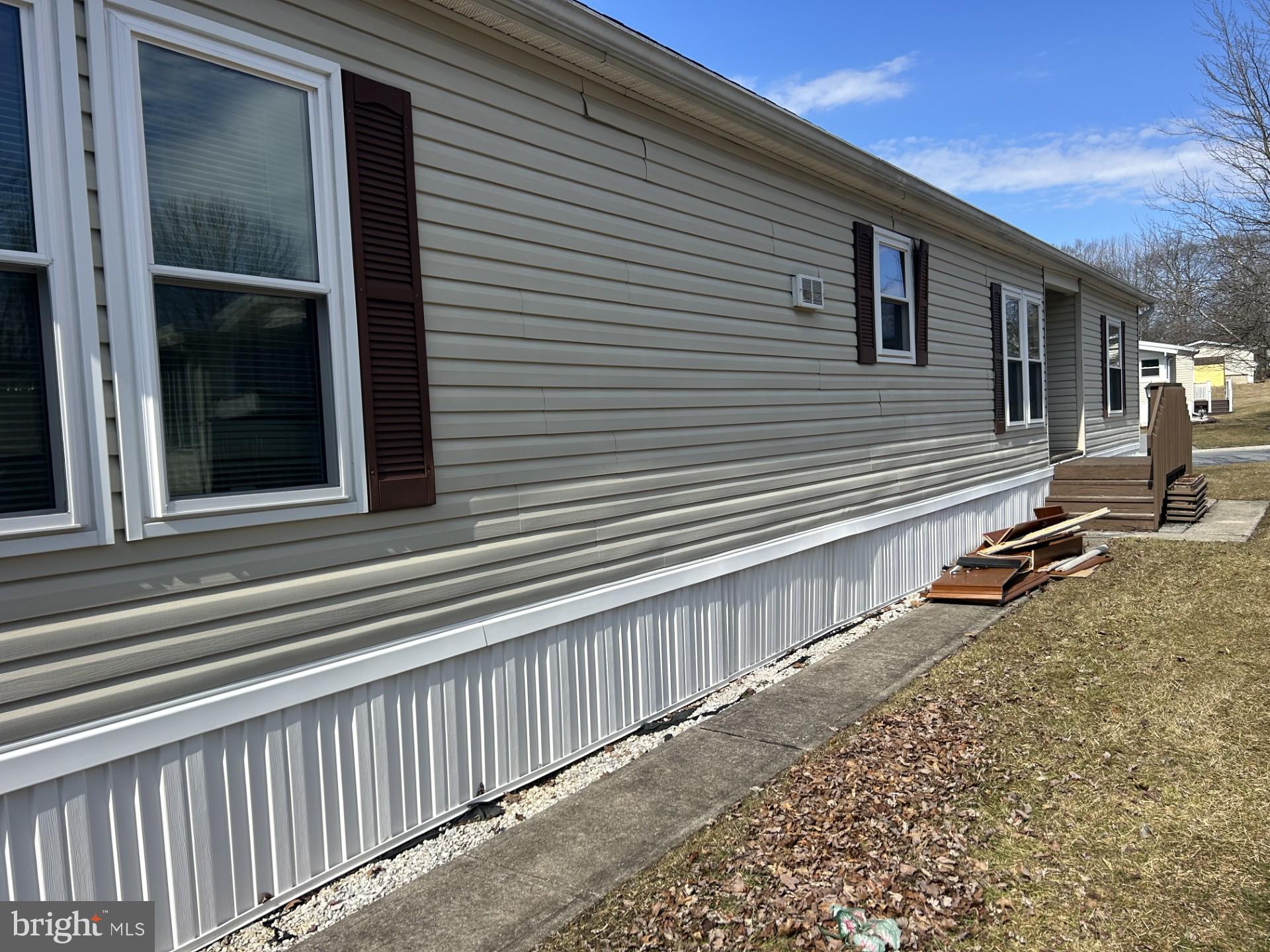 COUNTRY MEADOW FARMS - Residential