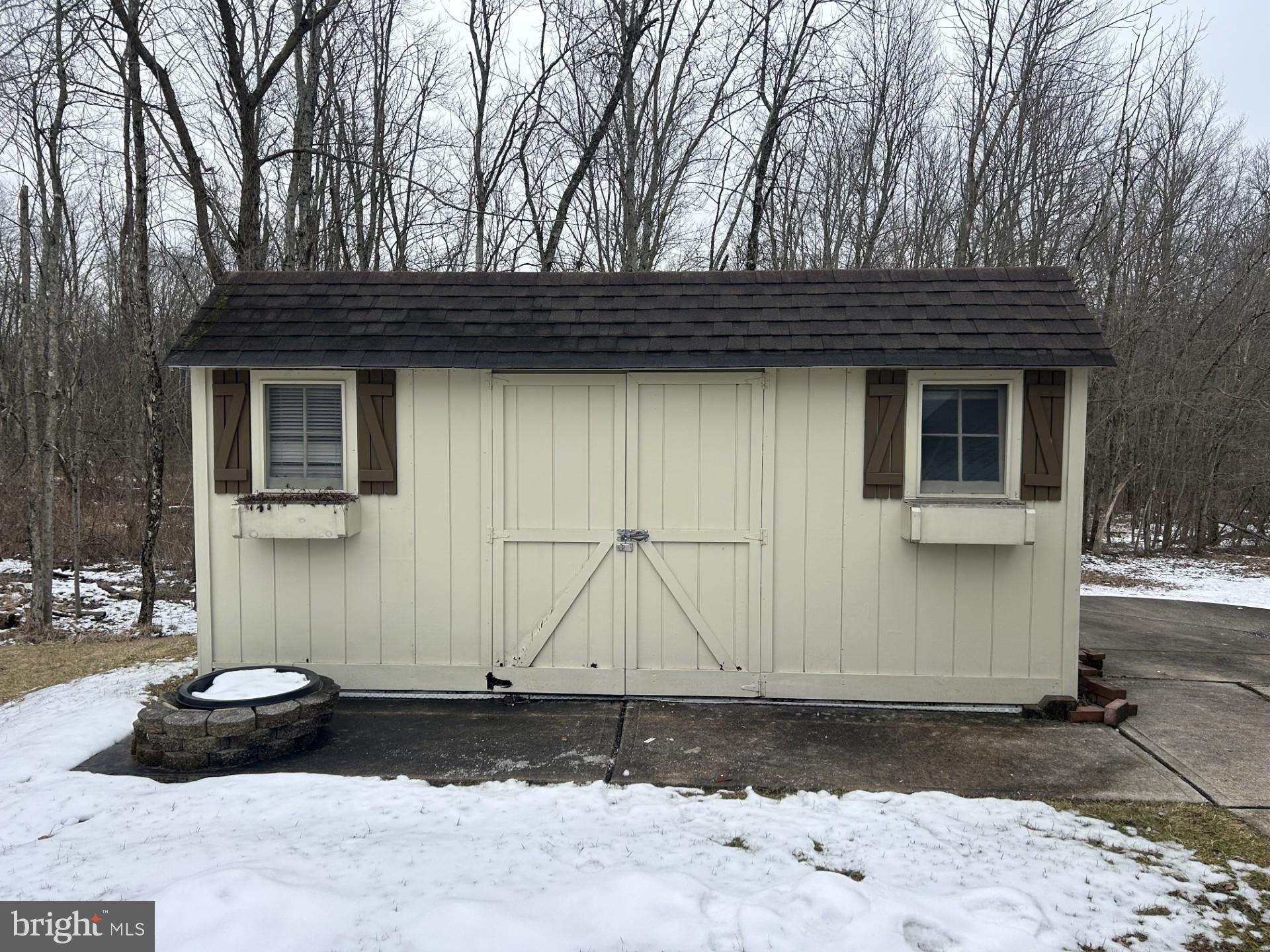 COUNTRY MEADOW FARMS - Residential