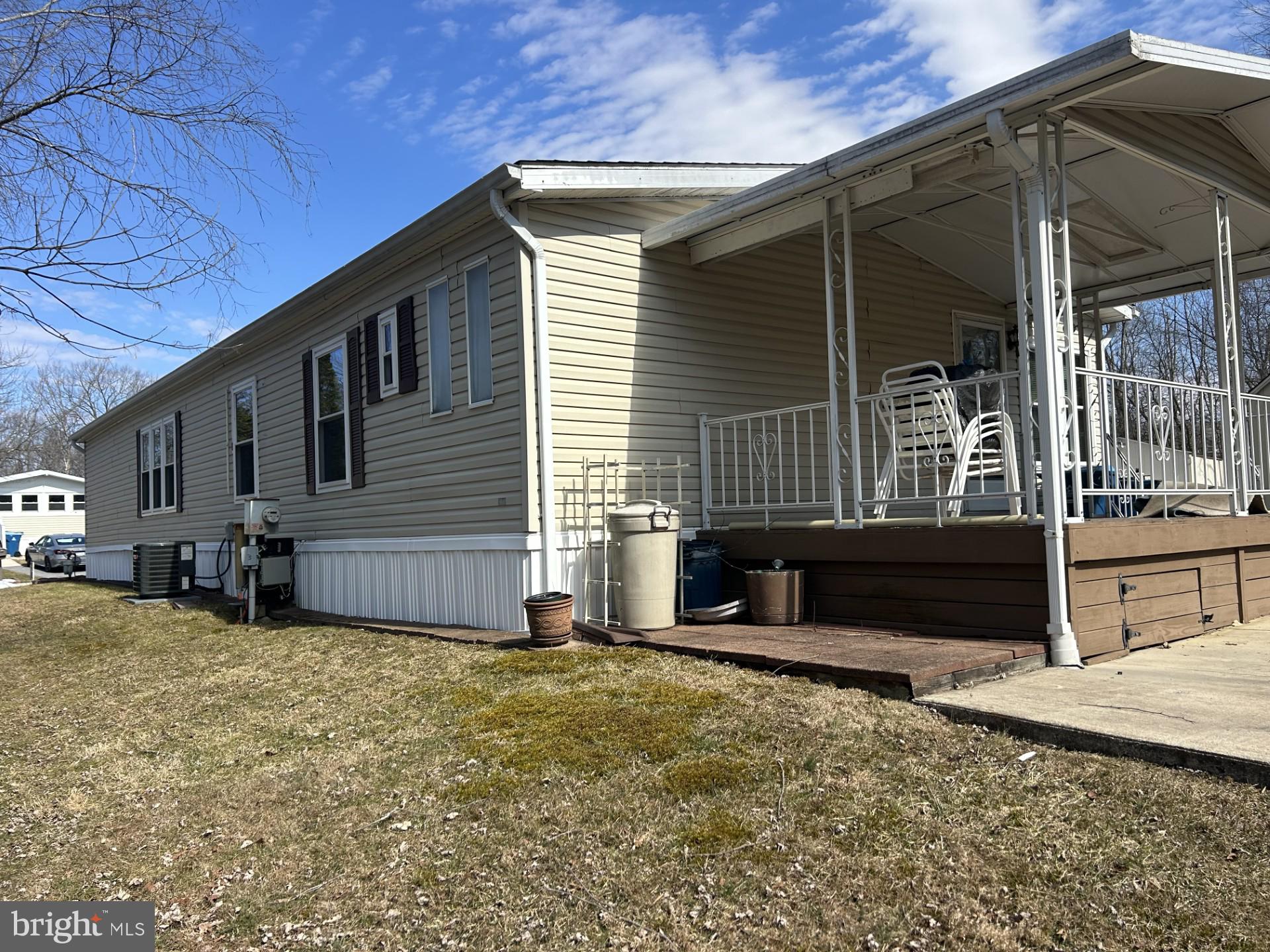 COUNTRY MEADOW FARMS - Residential