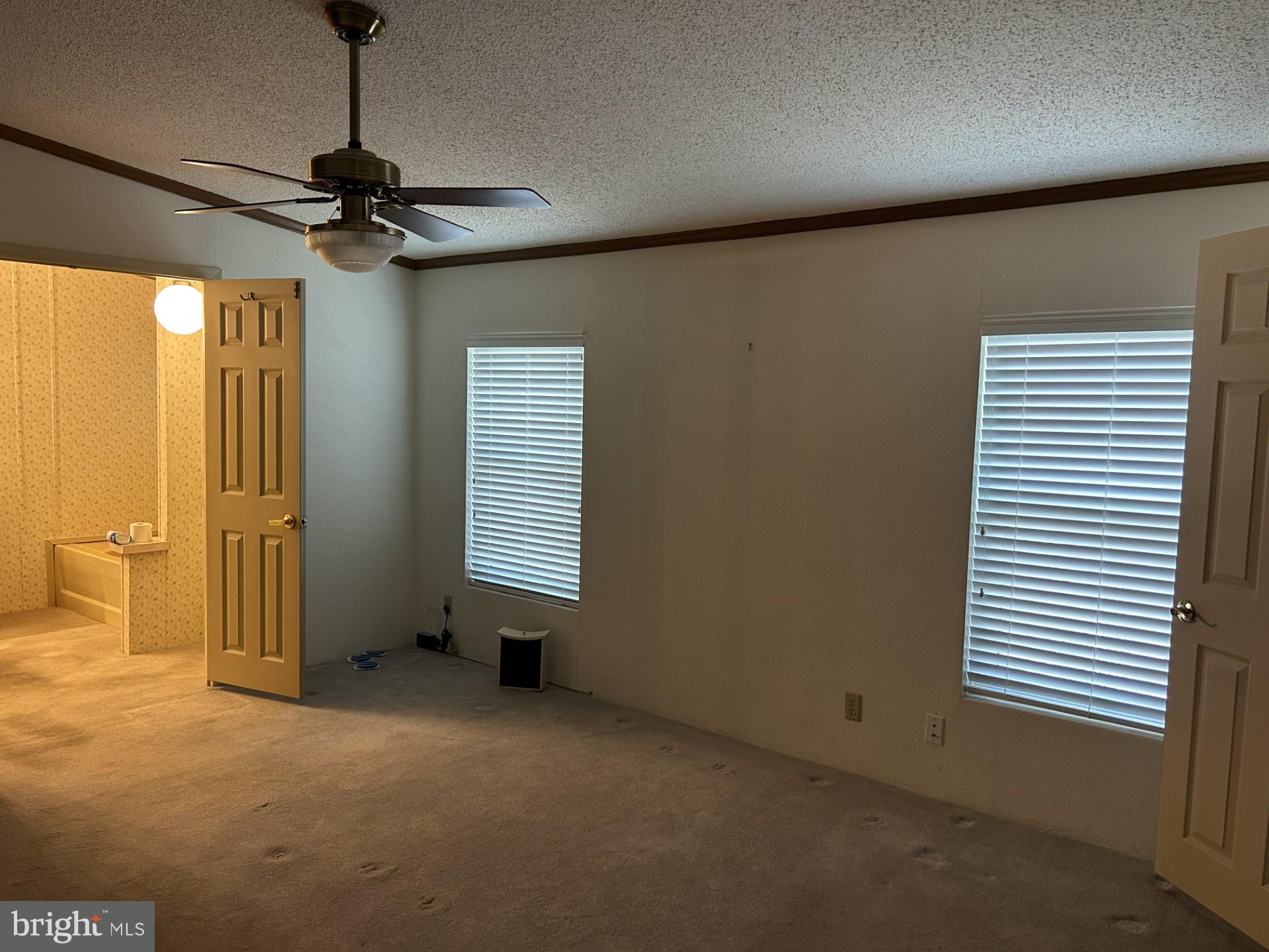 COUNTRY MEADOW FARMS - Residential