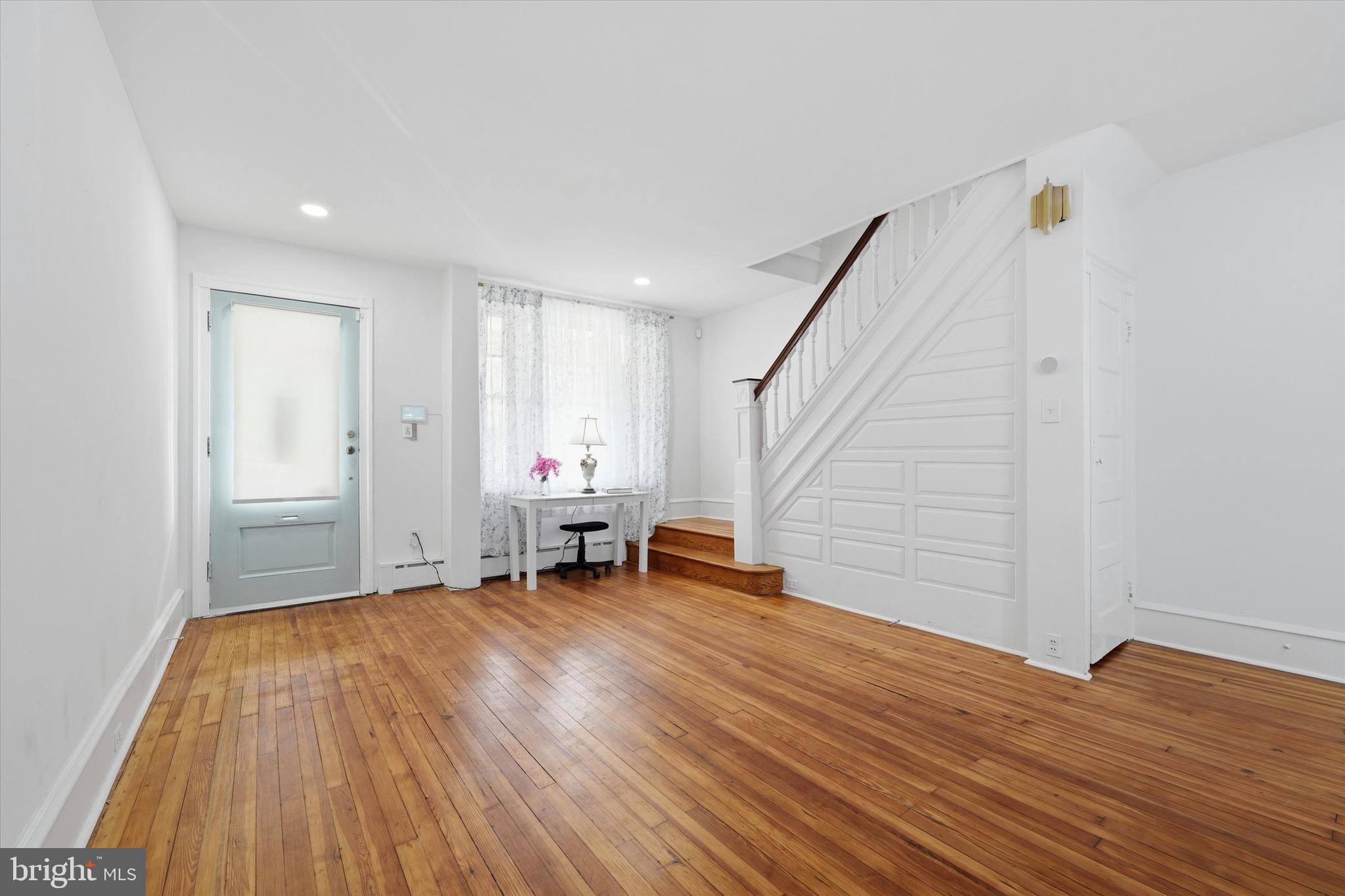 GIRARD ESTATES - Residential