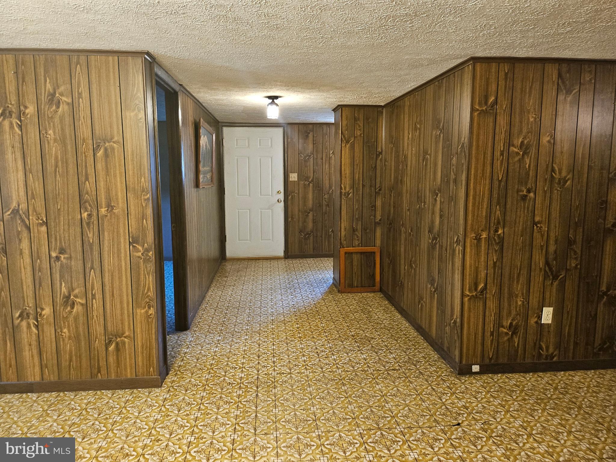 WHITTIER ACRES - Residential