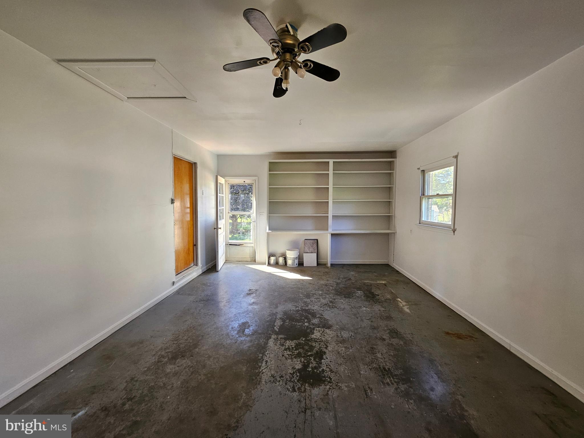 WHITTIER ACRES - Residential