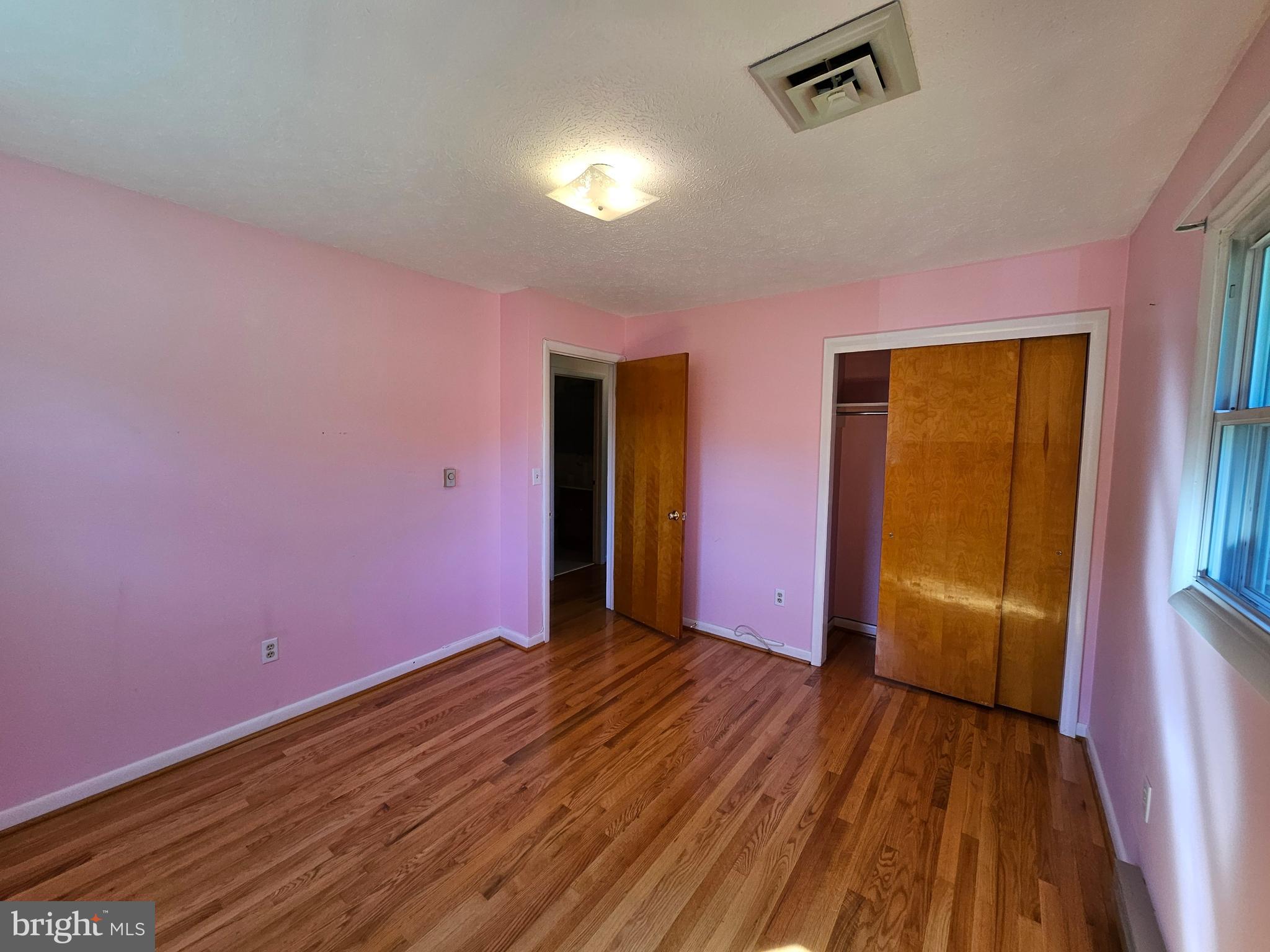 WHITTIER ACRES - Residential