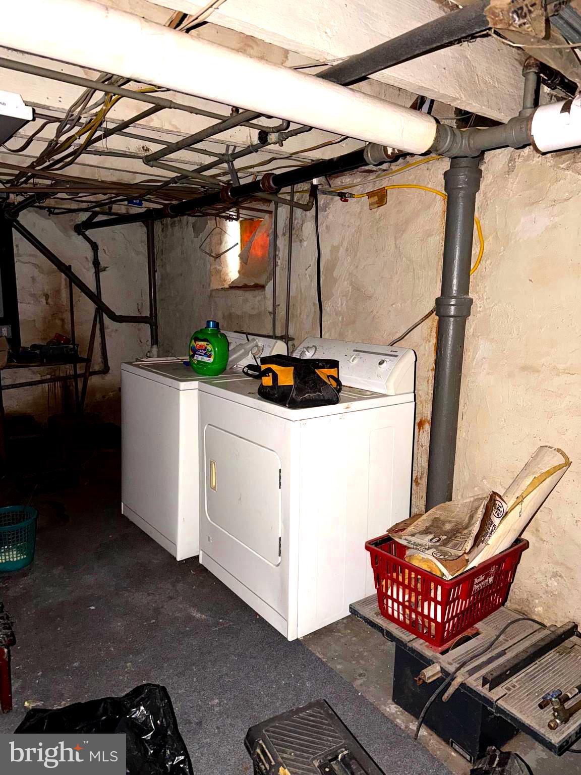 1028 LAFAYETTE STREET