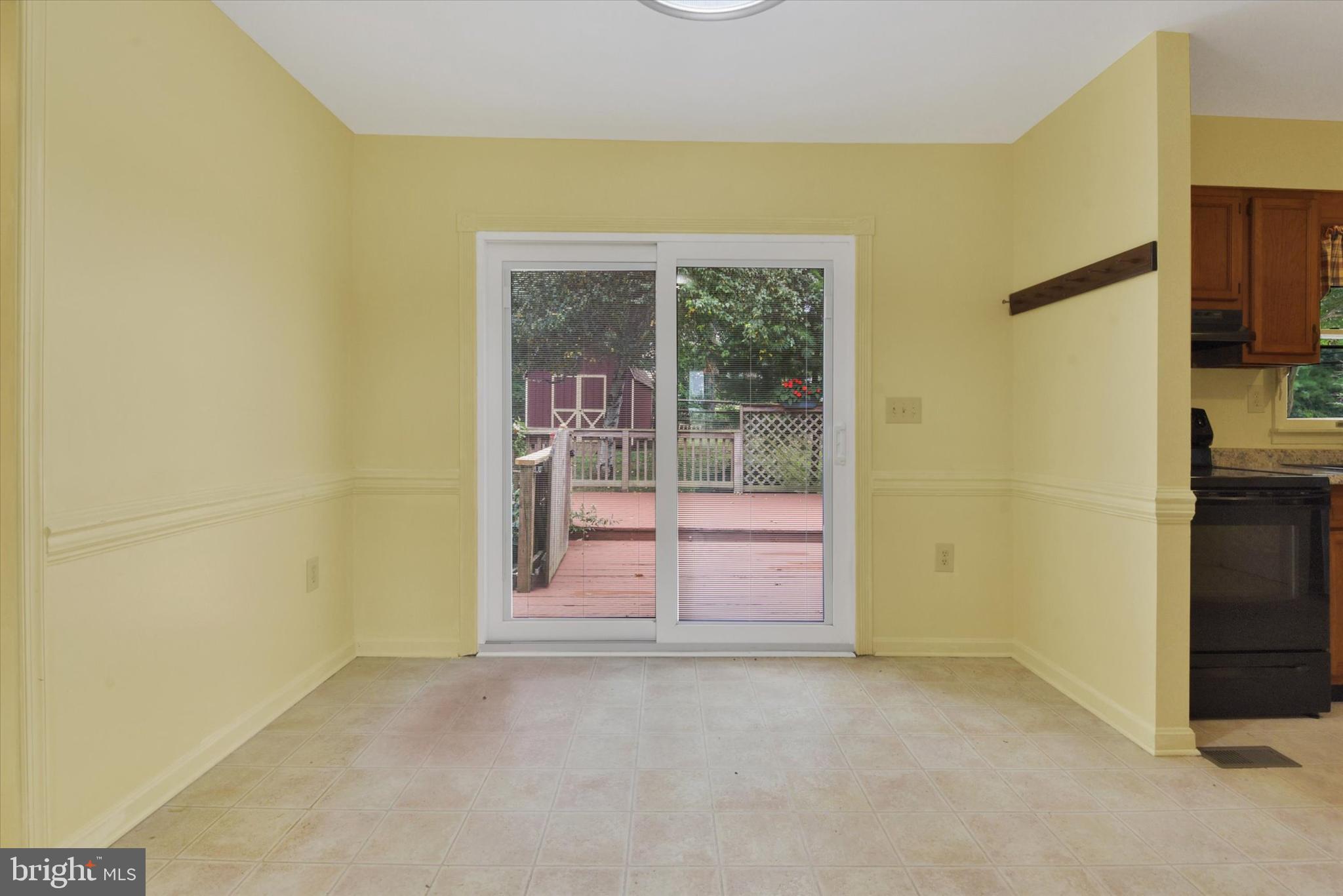 ROUGH N TUMBLE ACRES - Residential