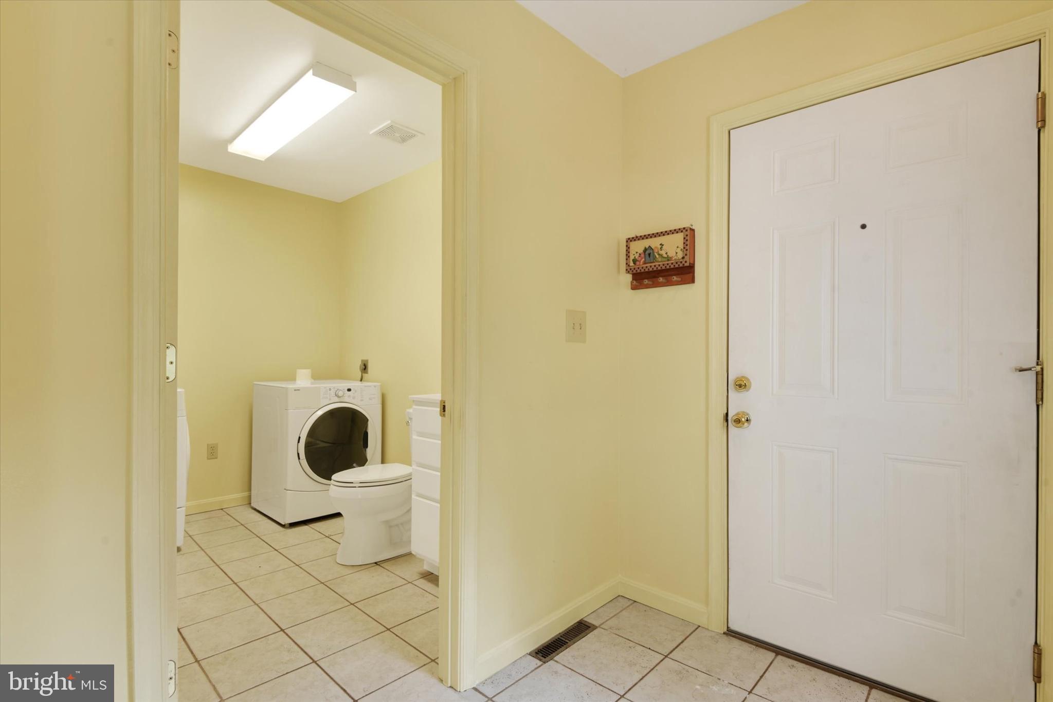 ROUGH N TUMBLE ACRES - Residential