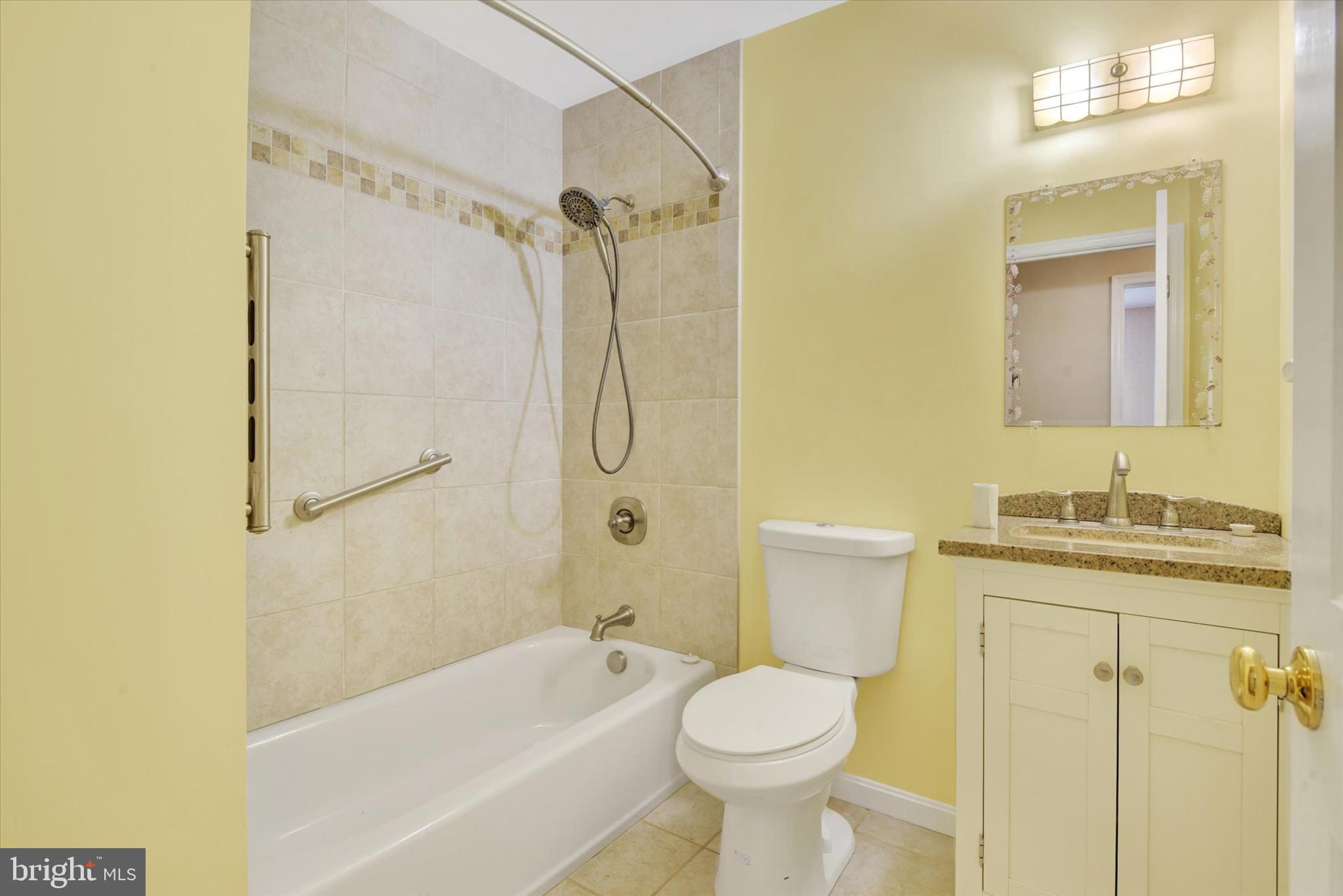 ROUGH N TUMBLE ACRES - Residential