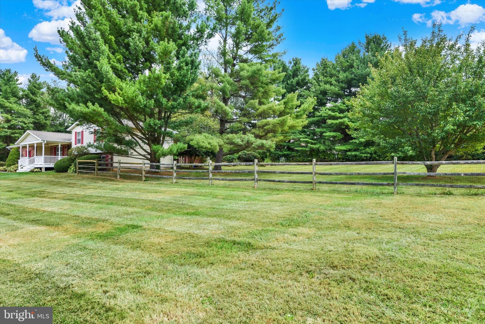 ROUGH N TUMBLE ACRES - Residential