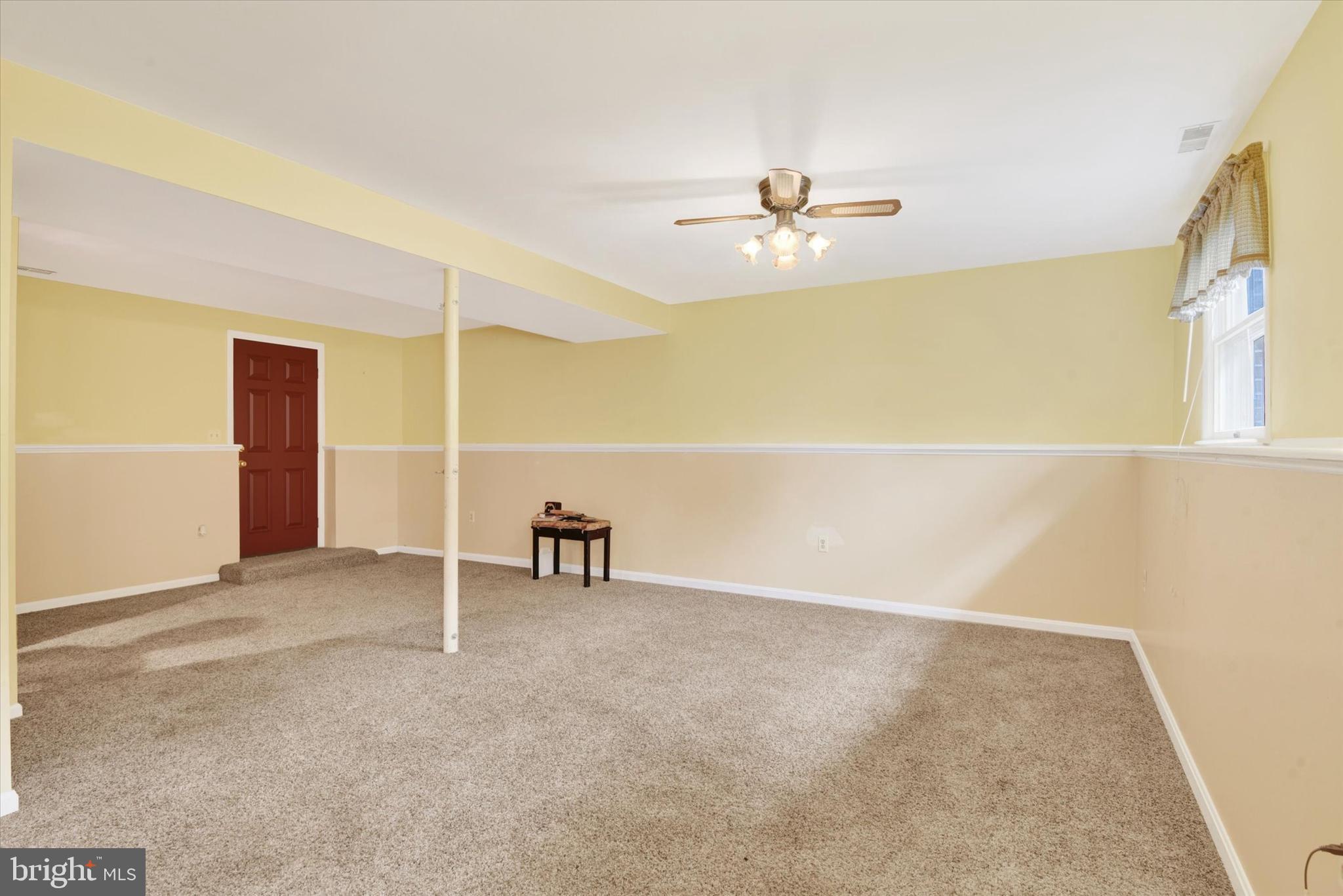 ROUGH N TUMBLE ACRES - Residential