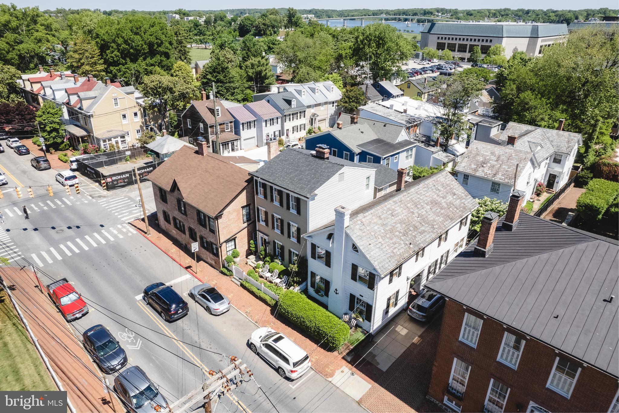 HISTORIC DISTRICT - Residential