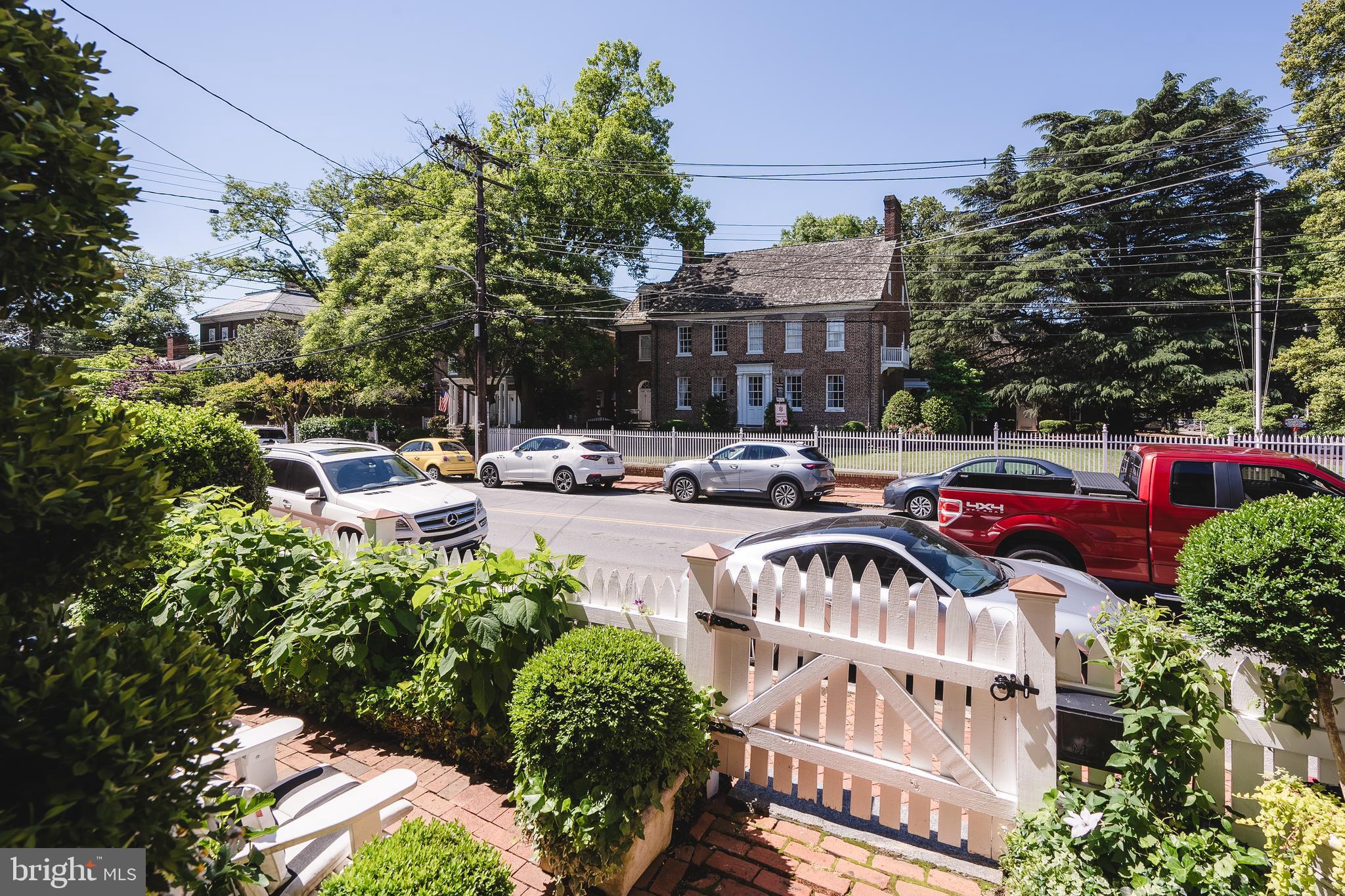 HISTORIC DISTRICT - Residential