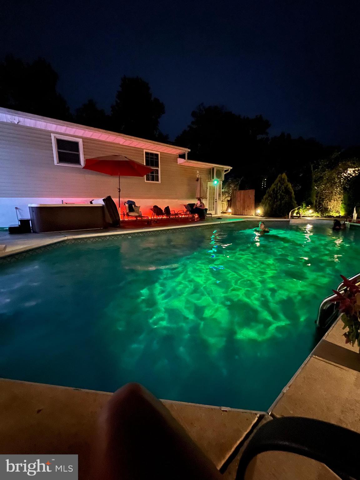 398 WASHINGTON AVENUE