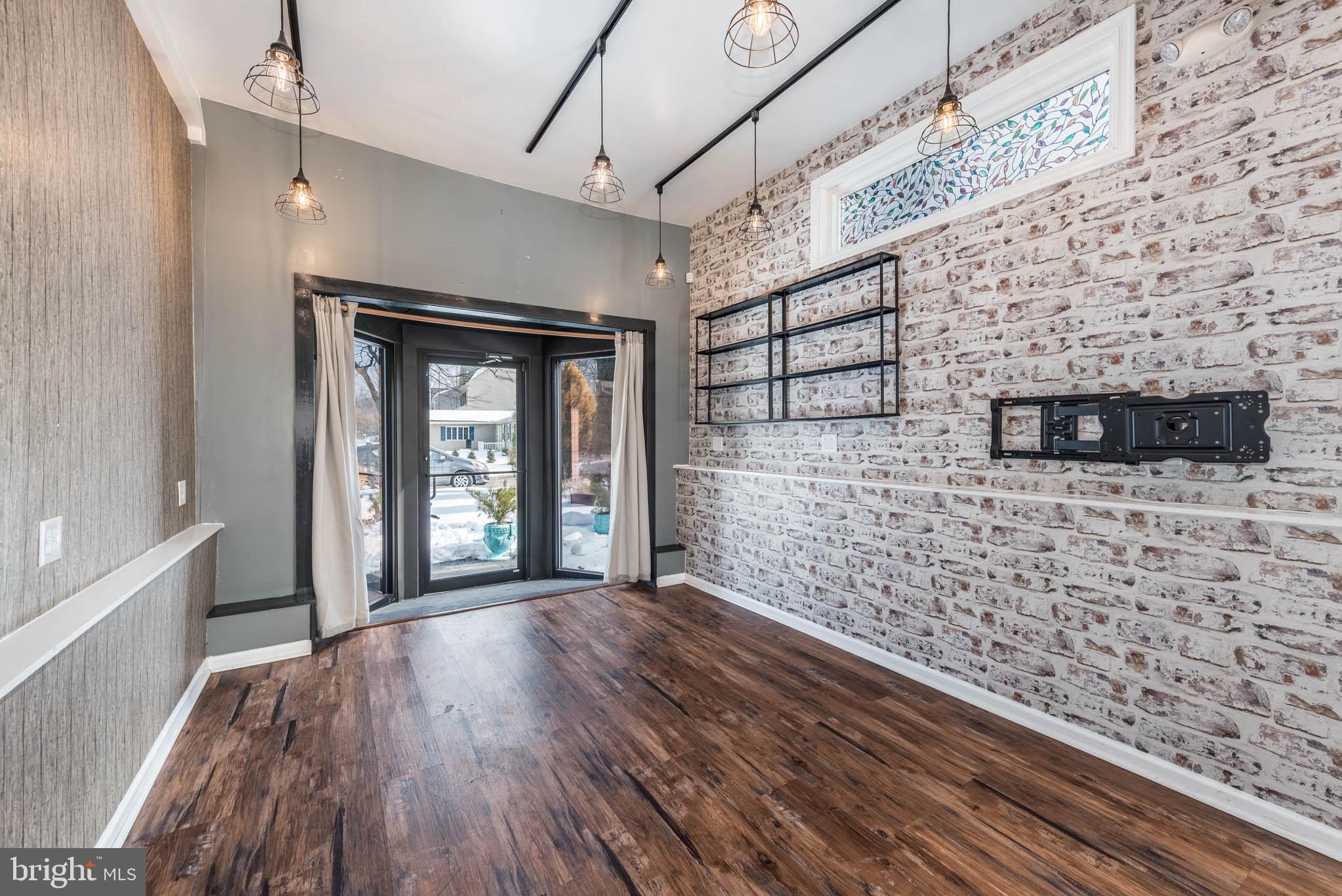 SOLLEY HEIGHTS - Residential