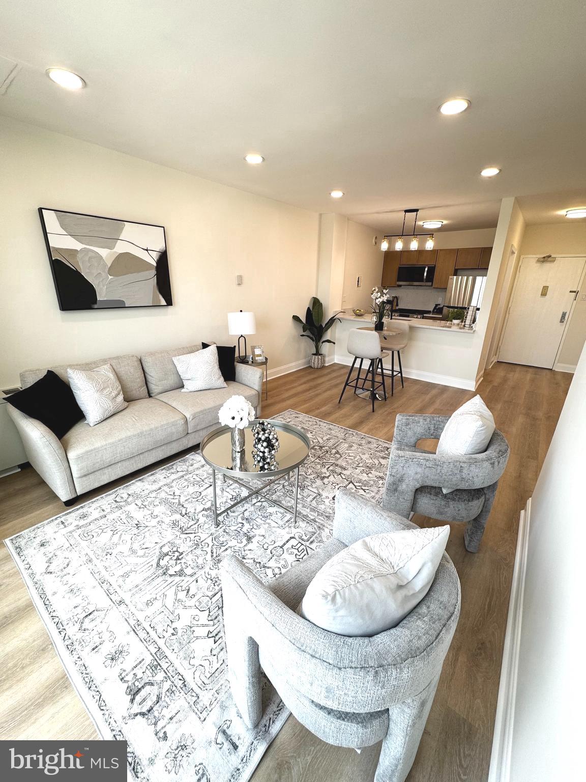 4141 N HENDERSON ROAD 1220