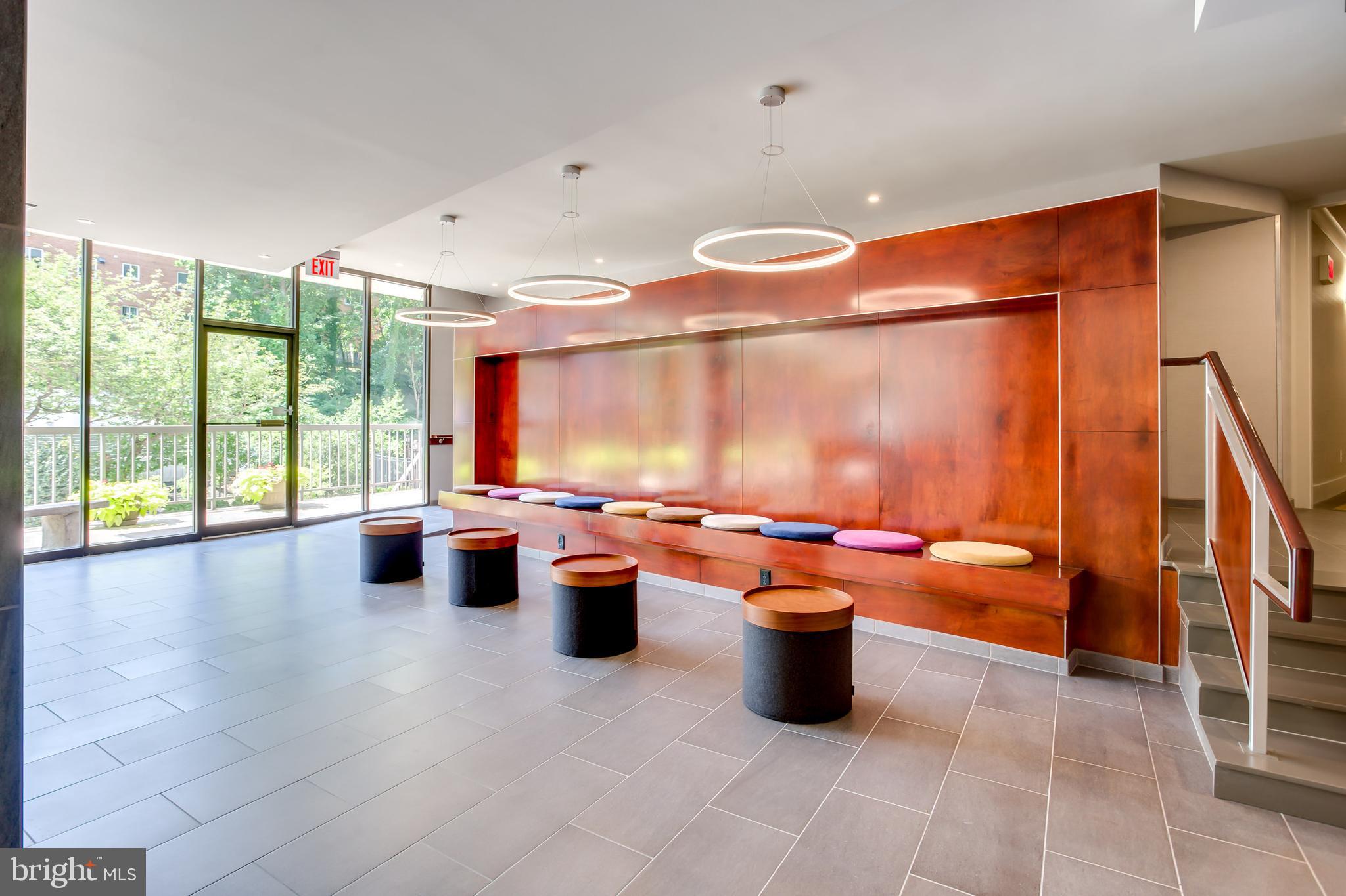 CARLYLE HOUSE - Residential Lease