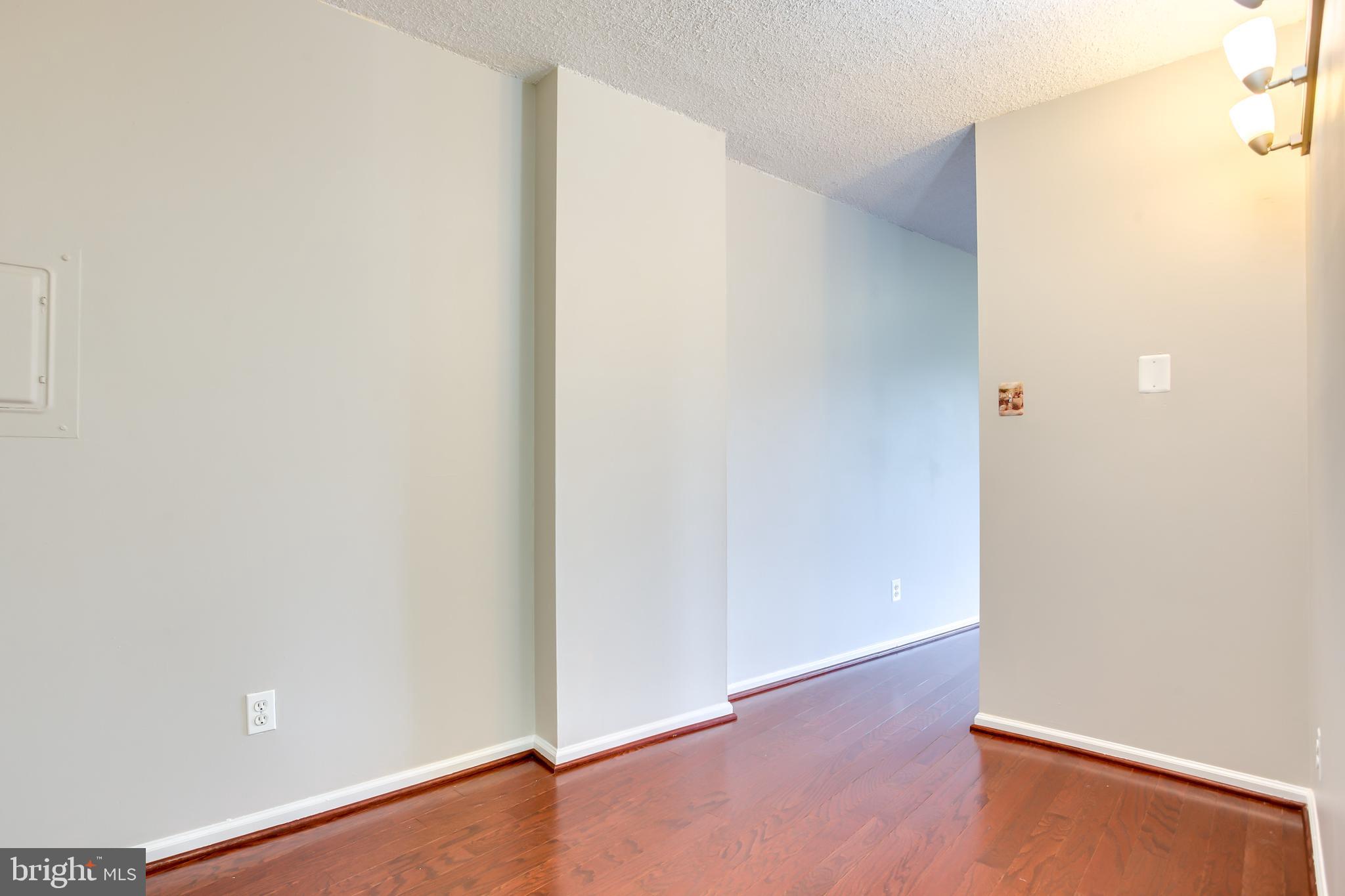 CARLYLE HOUSE - Residential Lease