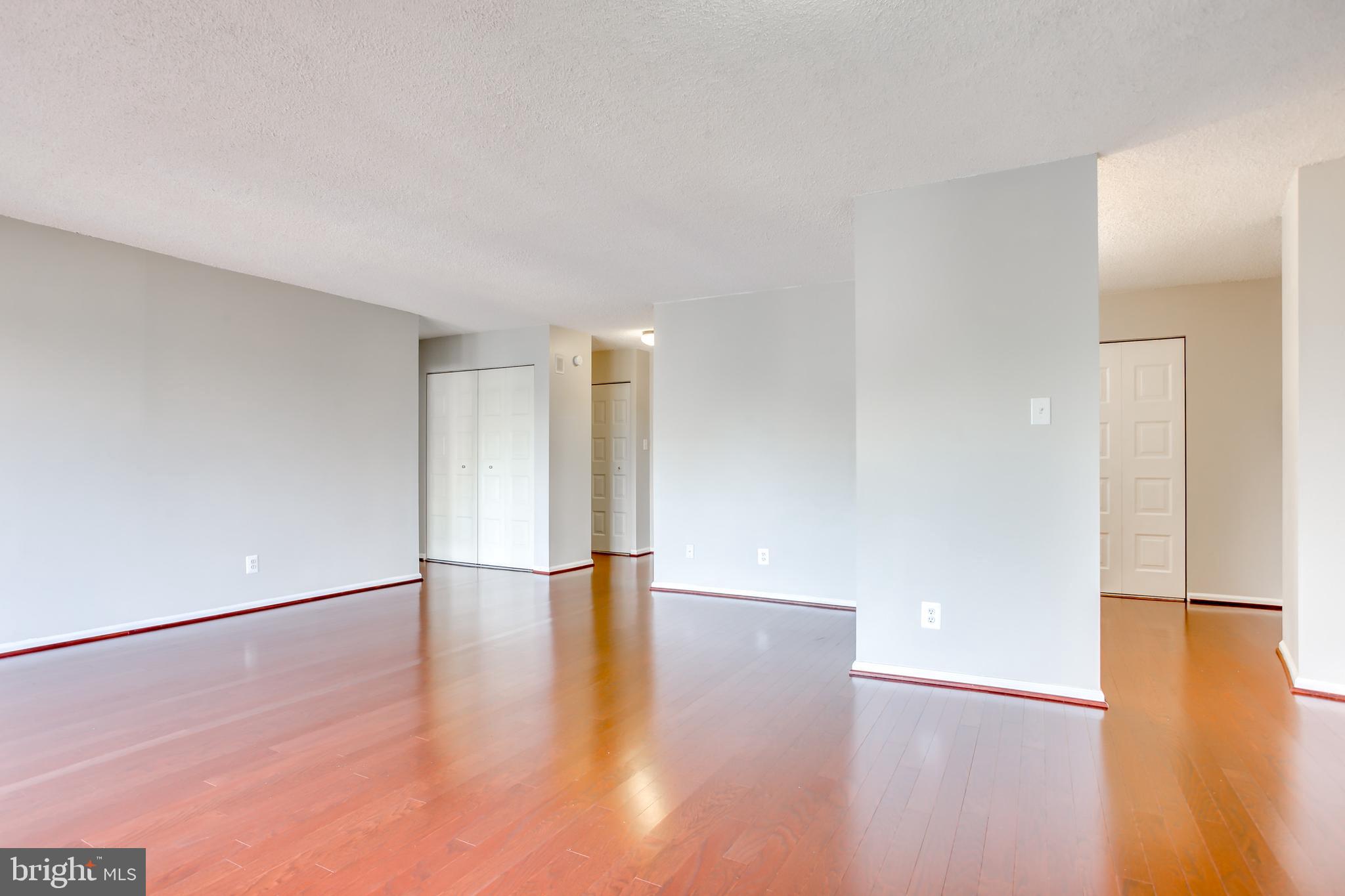 CARLYLE HOUSE - Residential Lease