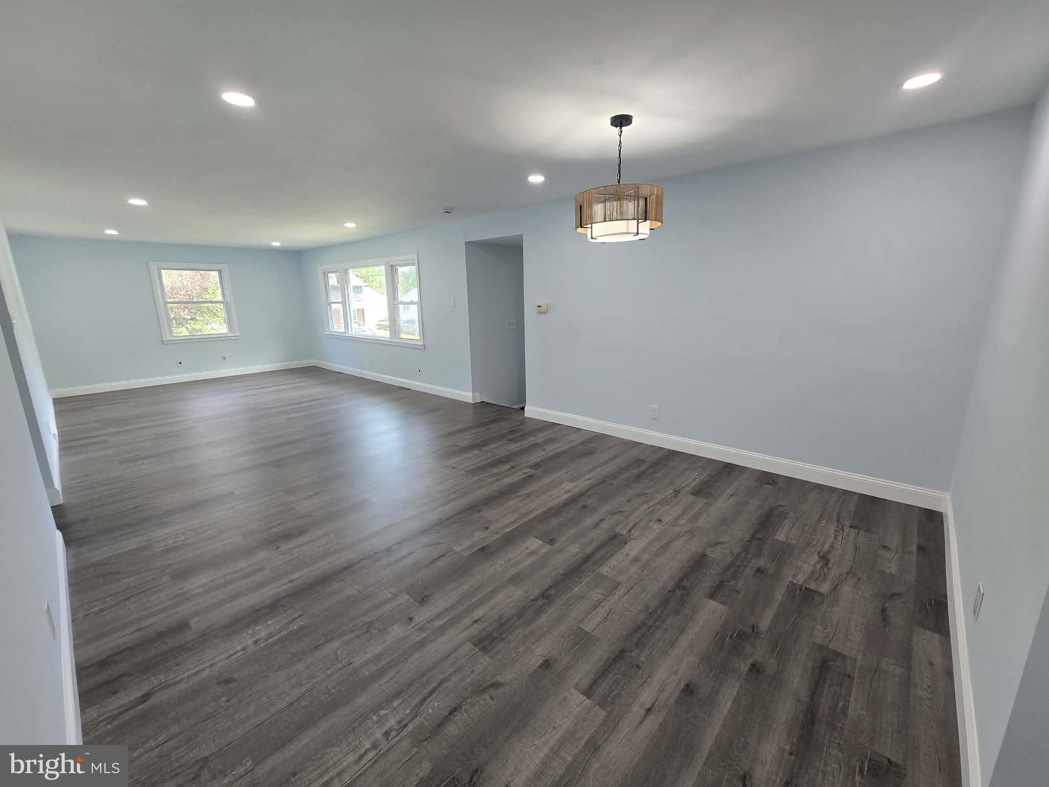 412 SARATOGA DRIVE