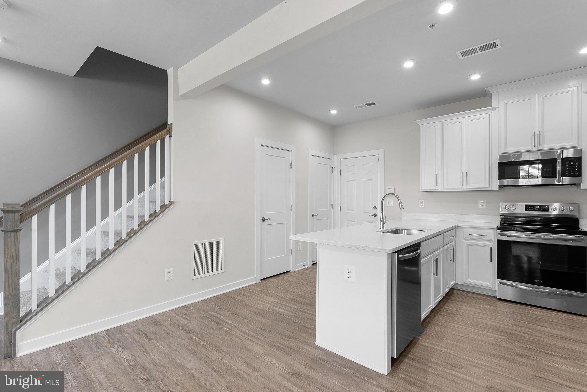 TUSCARORA VILLAGE - Residential